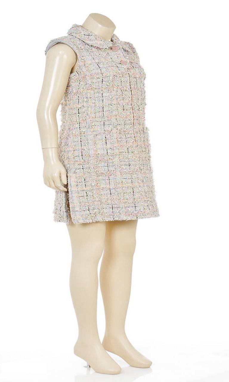 Chanel Gray Multicolor Sleeveless Tweed Knit Zipper Dress 14S (Size 36) In Excellent Condition For Sale In Corona Del Mar, CA