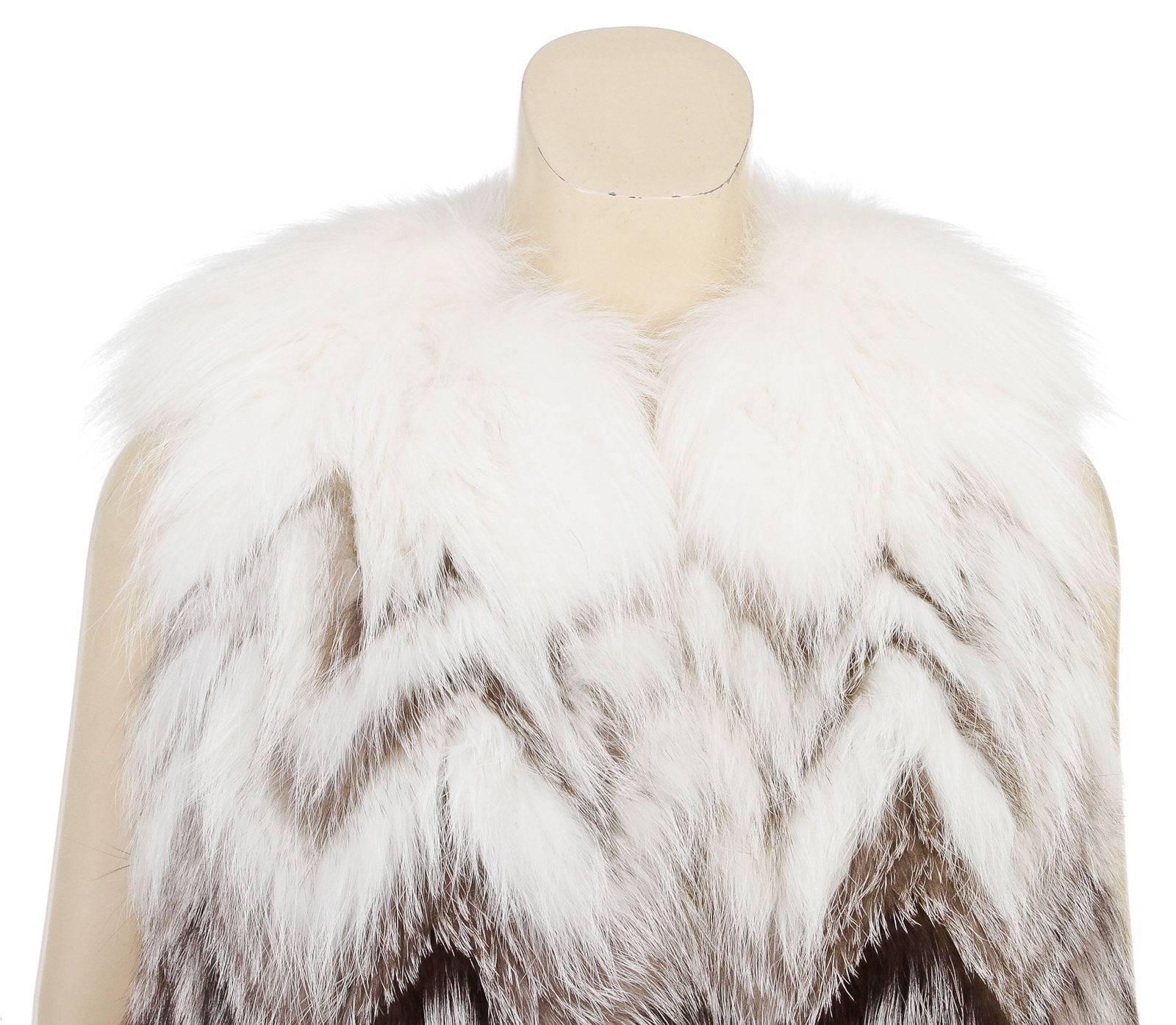 Prada Black and White Fox Fur Long Vest (Size 42) For Sale 2