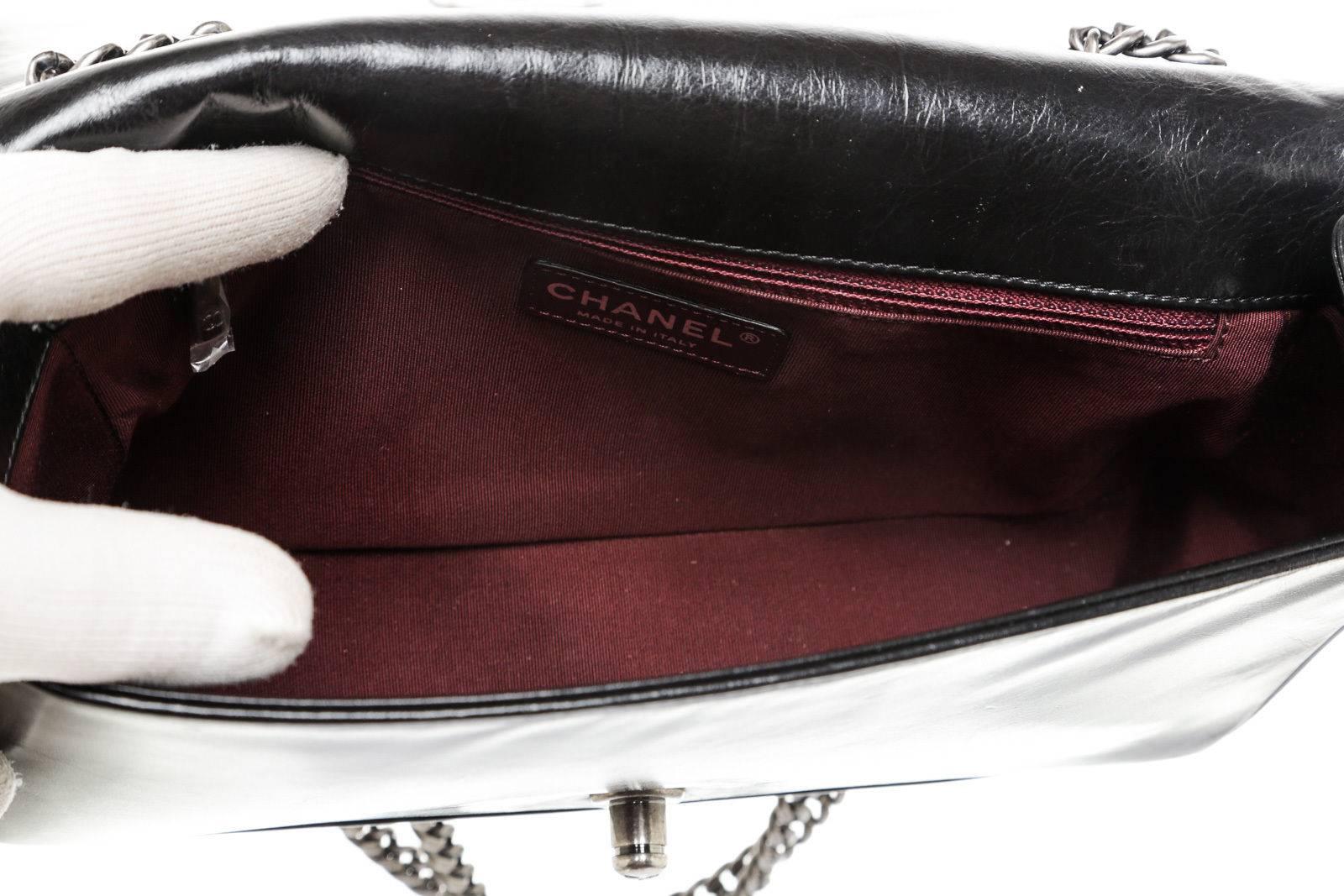 Chanel Black Calfskin Leather Coco Boy Flap Bag Shoulder Handbag For Sale 3