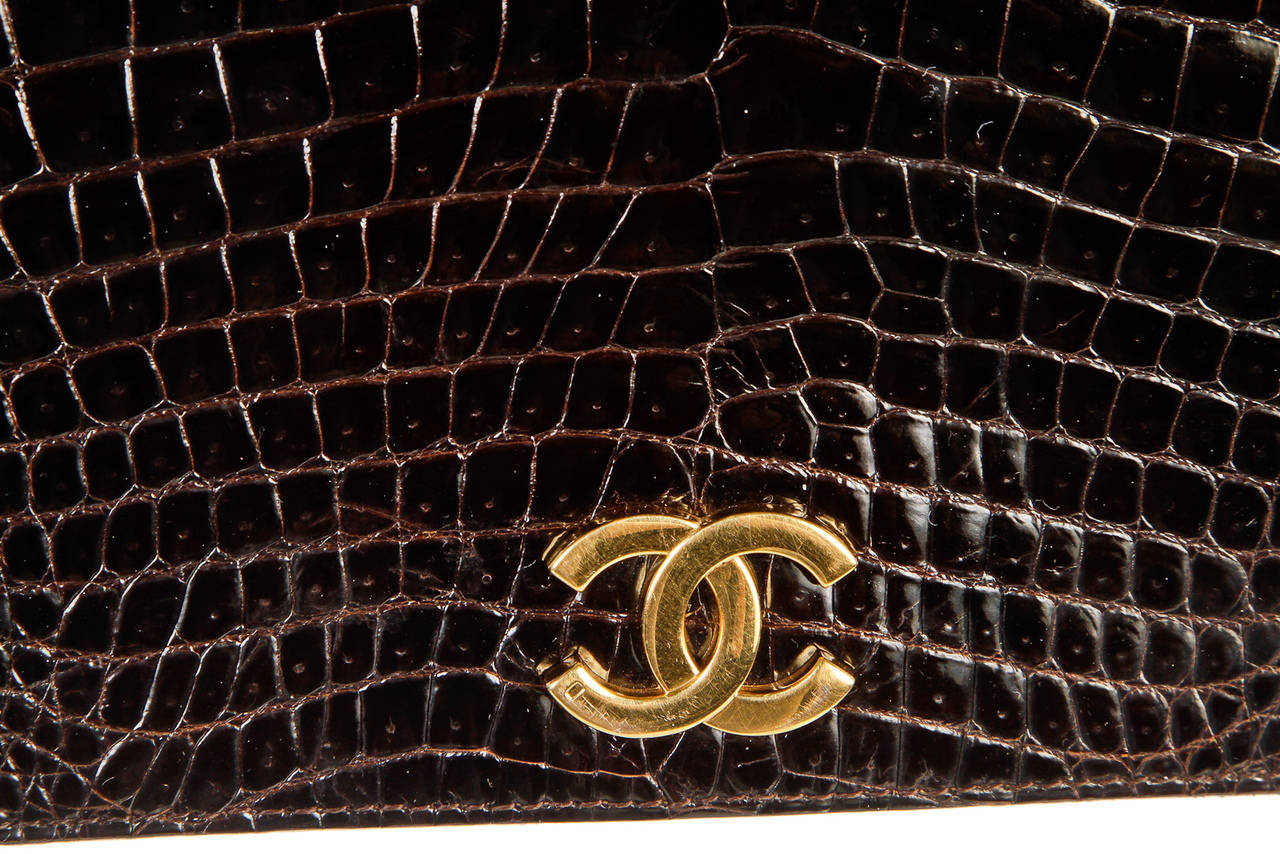 Chanel Brown Crocodile Vintage Flap Shoulder Handbag In Good Condition For Sale In Corona Del Mar, CA