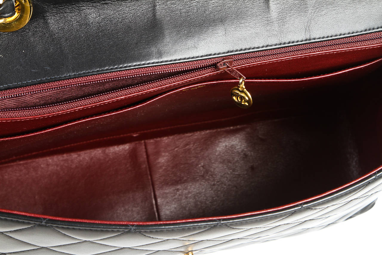 Chanel Black Quilted Lambskin Maxi Vintage Flap Shoulder Handbag 3
