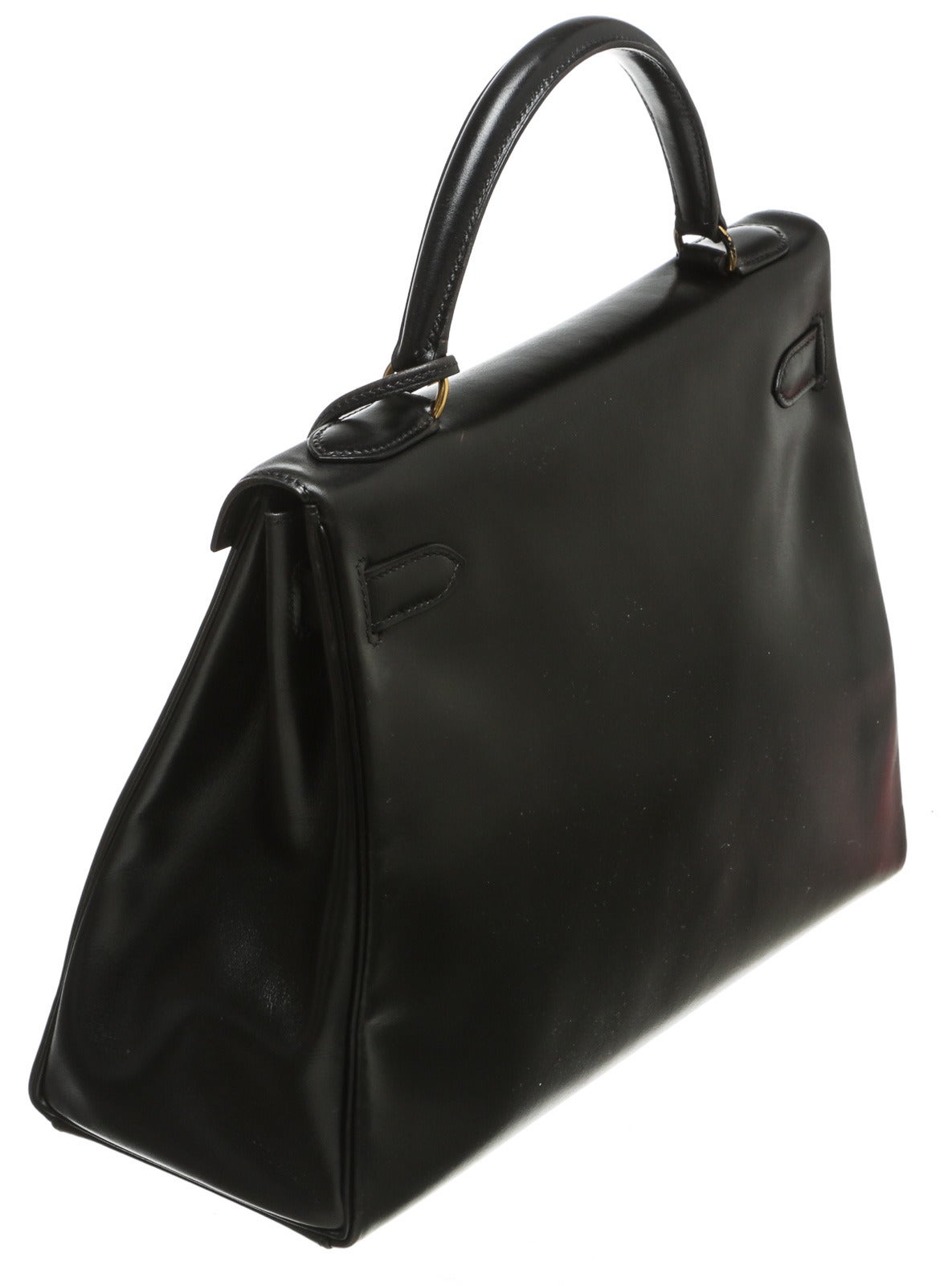 Hermes Noir (Black ) Box Leather 32cm Kelly Handbag GHW In Good Condition For Sale In Corona Del Mar, CA