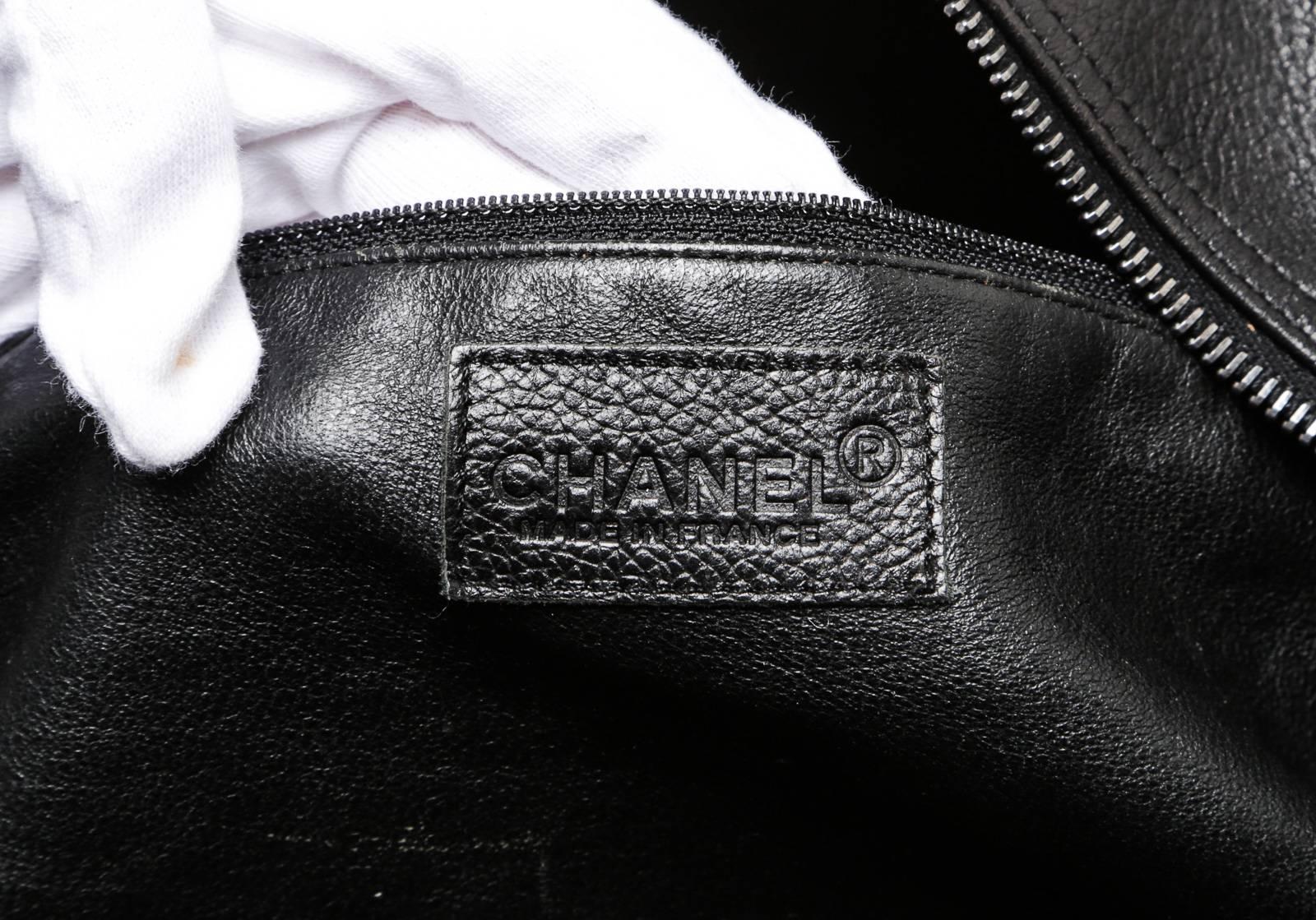 Chanel Black Caviar Travel Bag For Sale 2