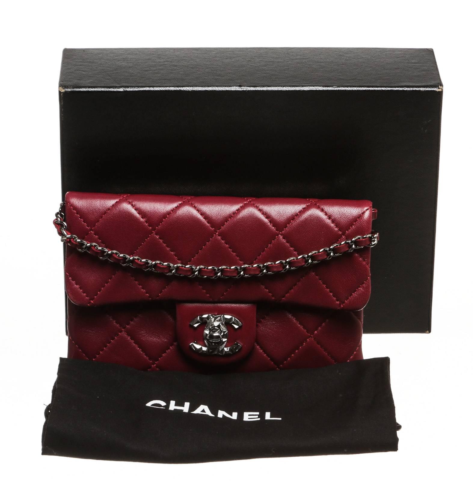 Women's Chanel Burgundy Lambskin Crossbody Handbag For Sale
