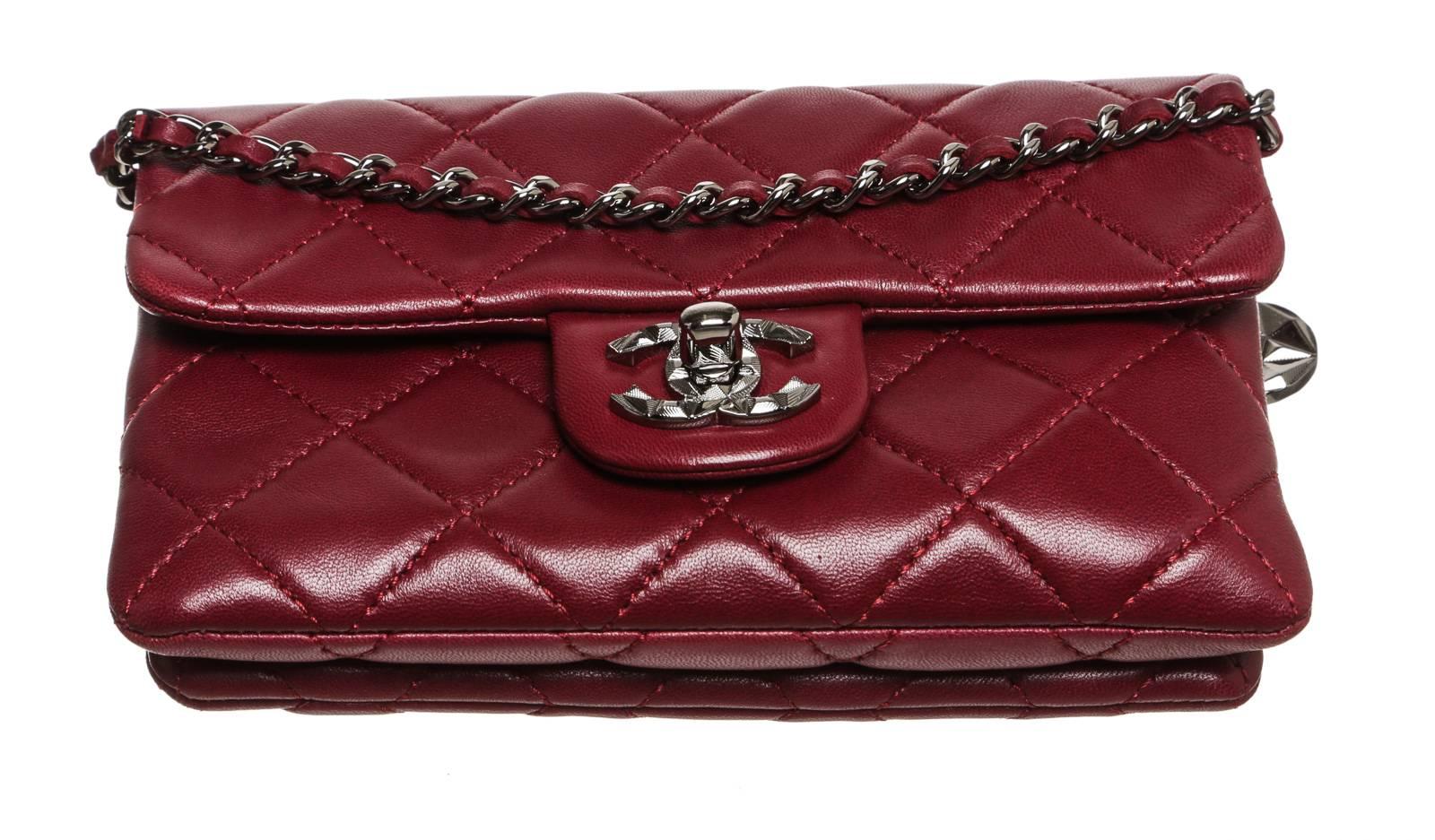 Chanel Burgundy Lambskin Crossbody Handbag For Sale 6