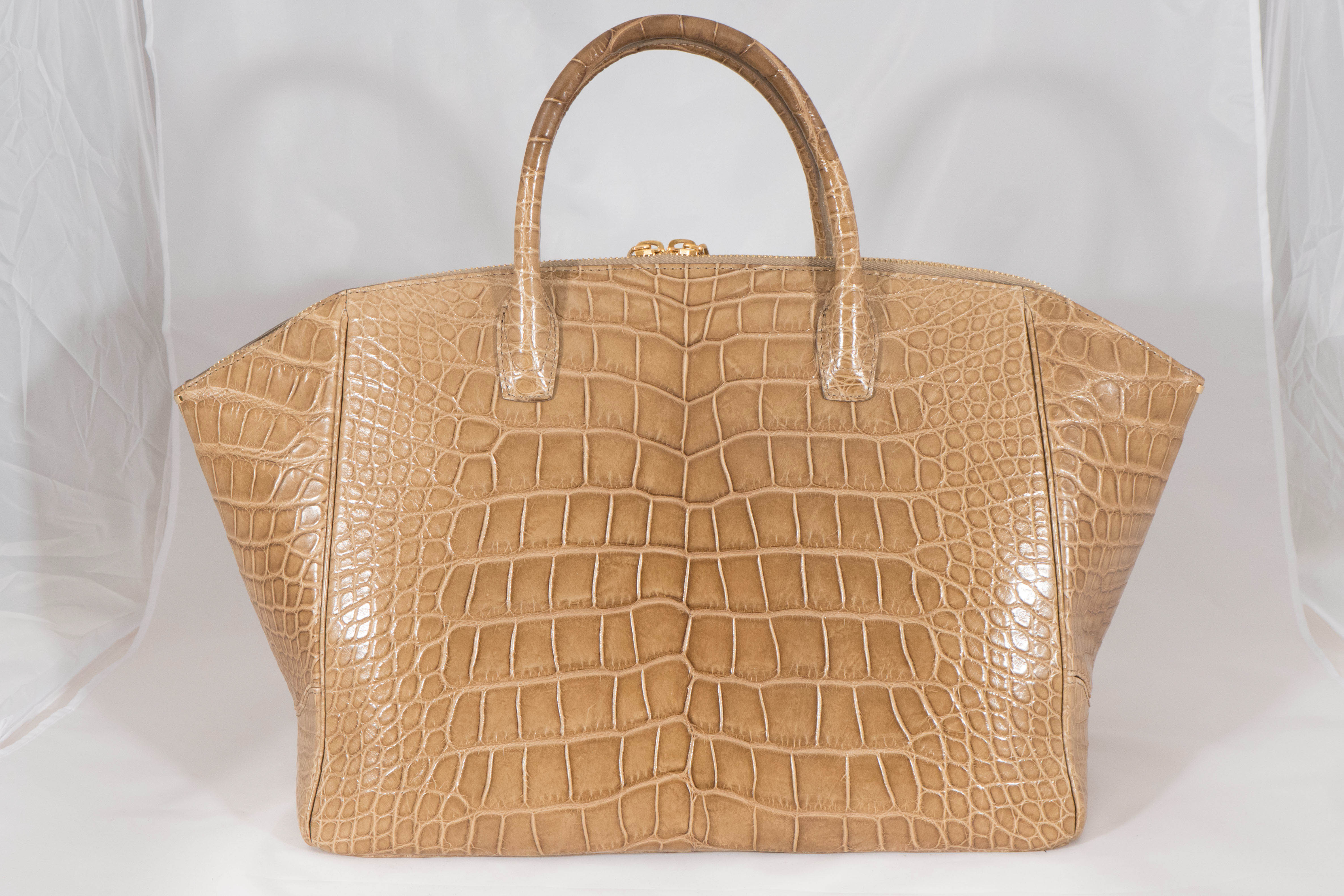 VBH Iconic Brera 40cm Shiny Hickory Alligator Top Handle Tote For Sale 1