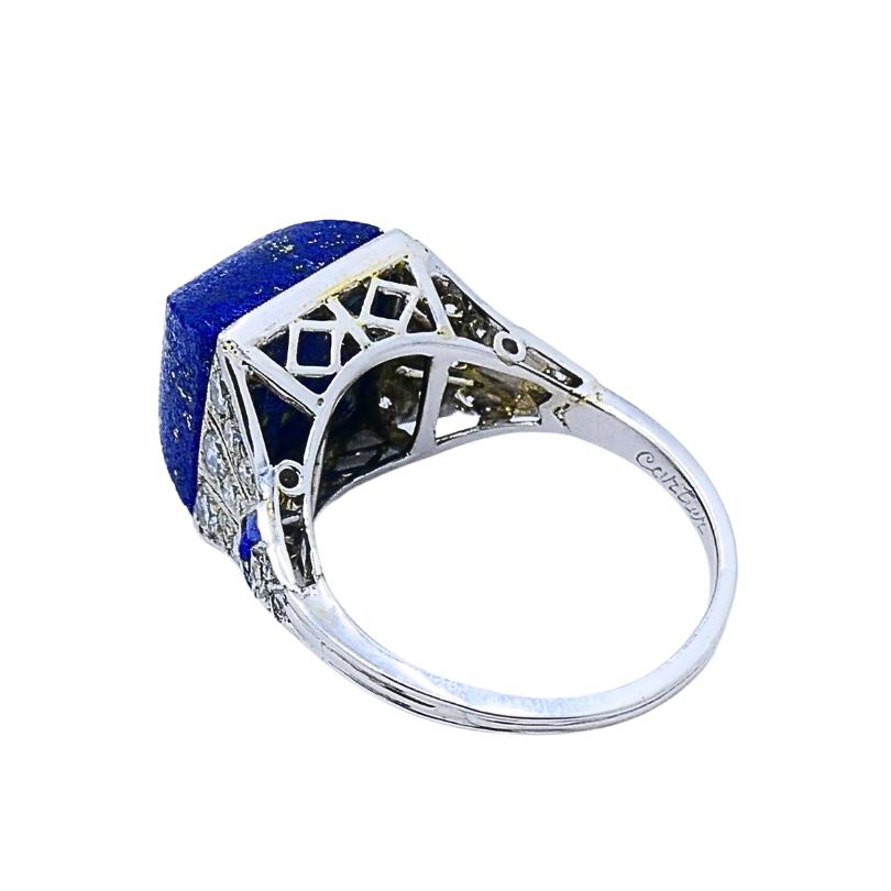 Donna Cartier Art Deco Lapis Lazuli  Anello con diamante in platino in vendita