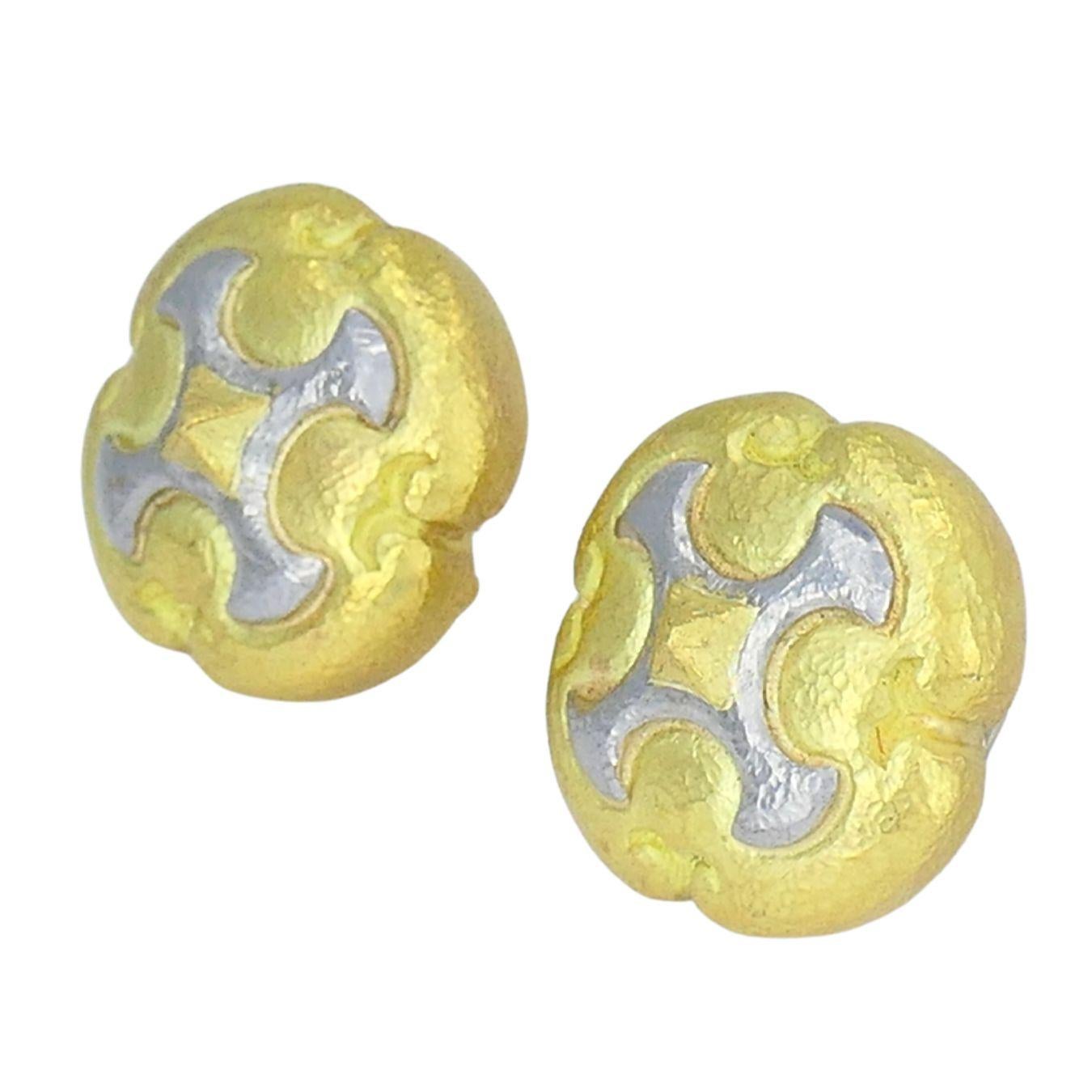 Donna Orecchini a clip d'epoca in oro 18k e platino Trent in vendita