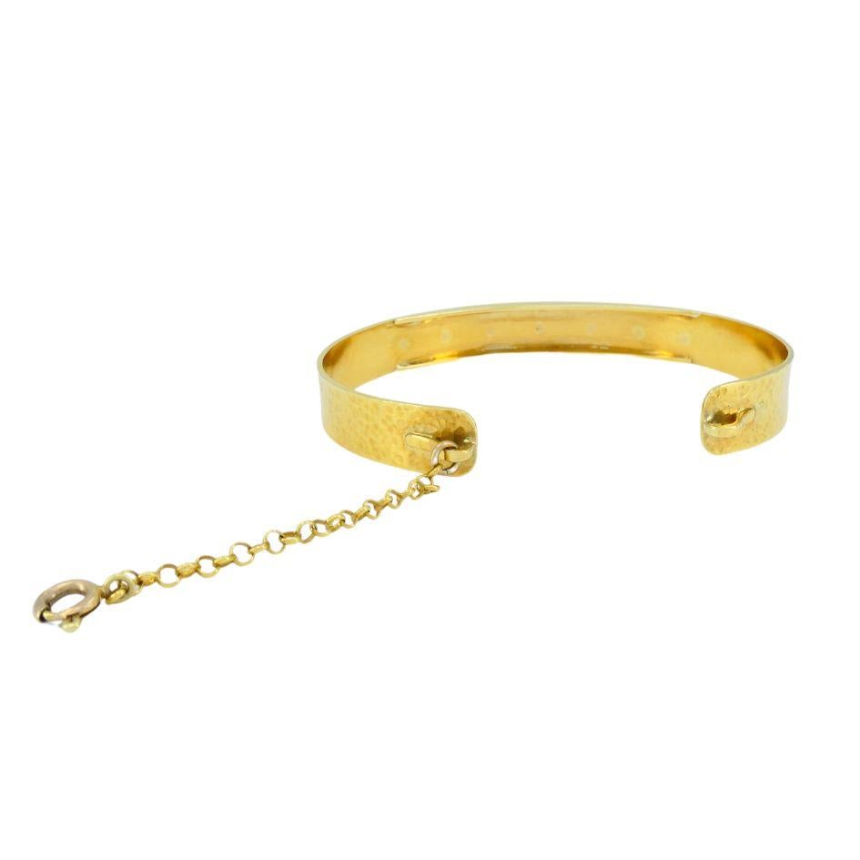 Bracelet manchette vintage en or martelé 18k en vente 7