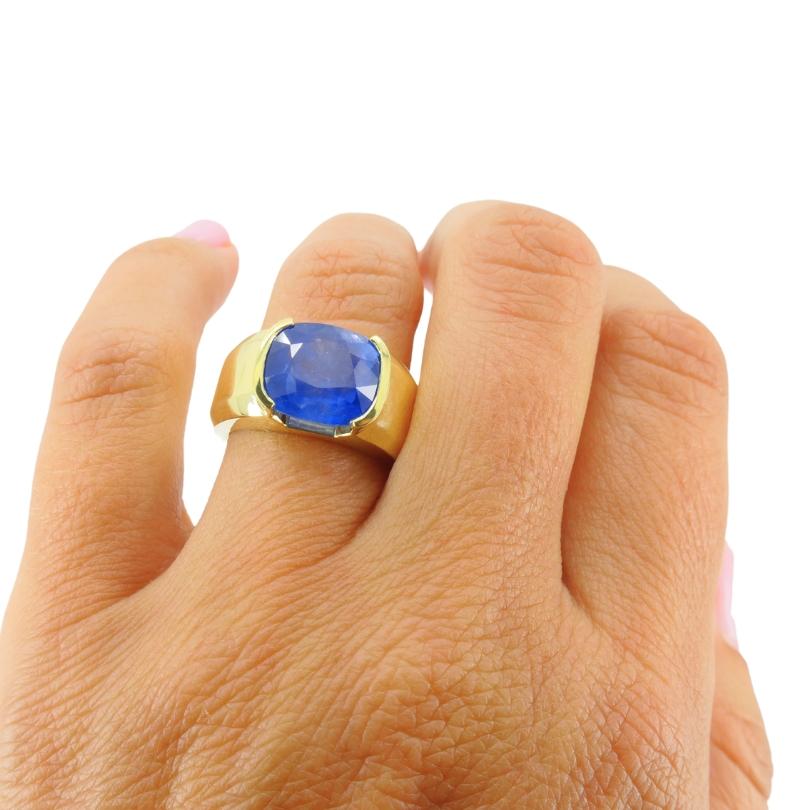 Taille brillant Bague en or 18 carats saphir naturel de Birmanie Rapport GIA en vente