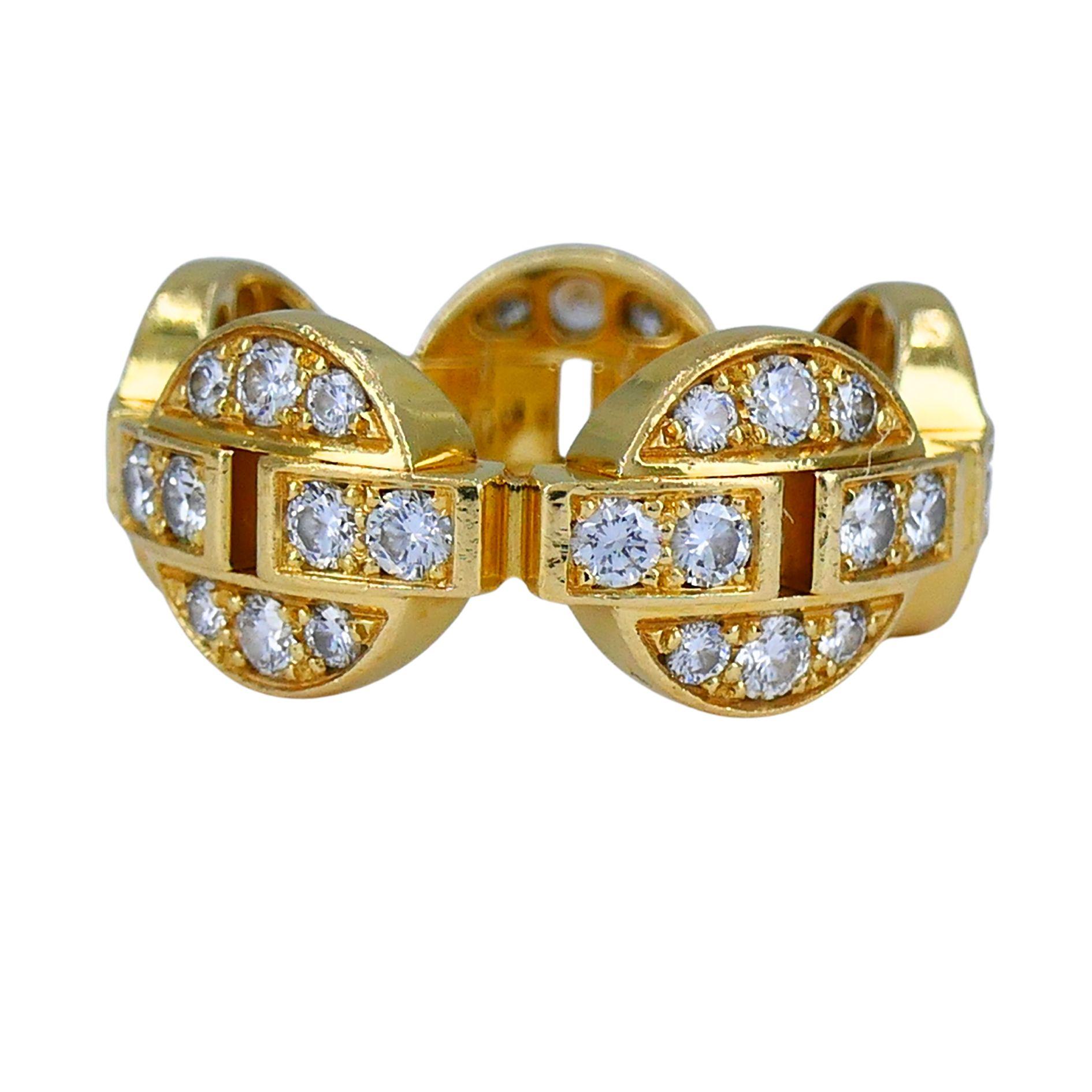Bague en or 18k à diamants Cartier Maillon en vente 3