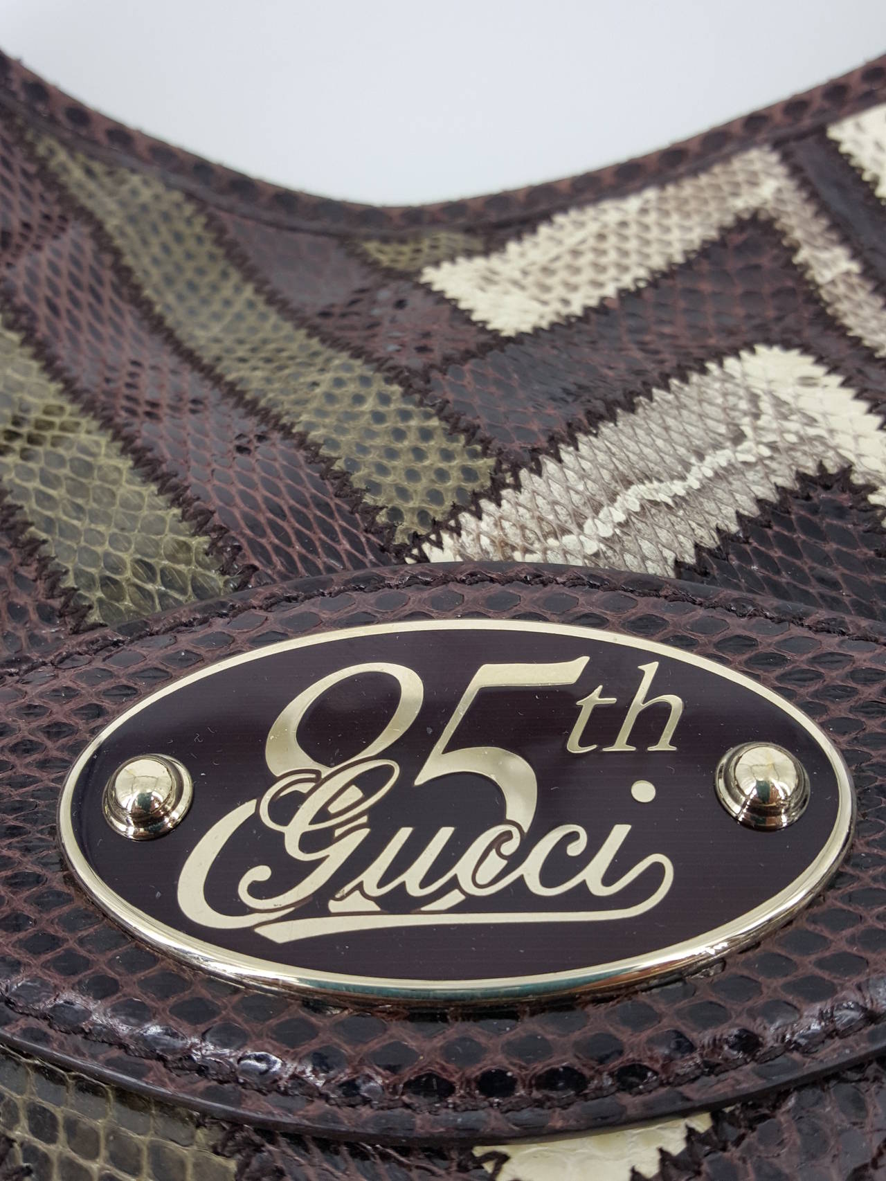 GUCCI Python 85th Anniversary Hobo Bag in Brown, Green and Beige skin. For Sale 3