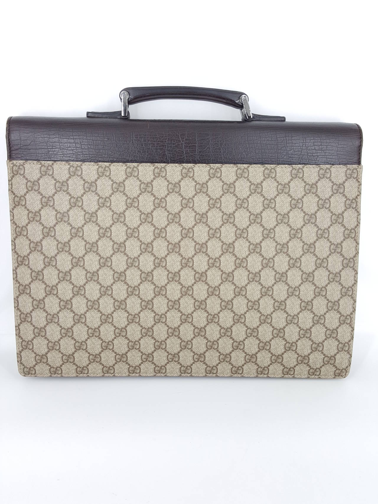 Offered for sale is a Smart GUCCI Briefcase in the brown 
