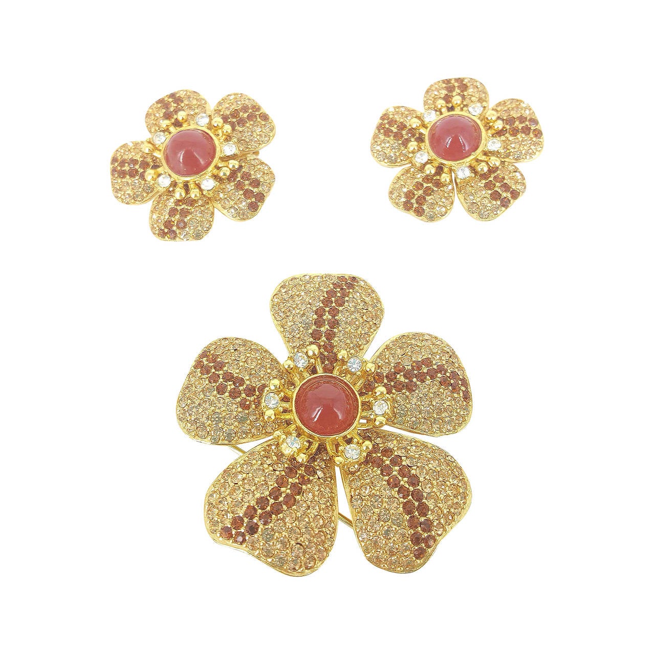 Vintage Ciner Amber Flower Crystal Brooch And Earrings Demi-parure. For Sale