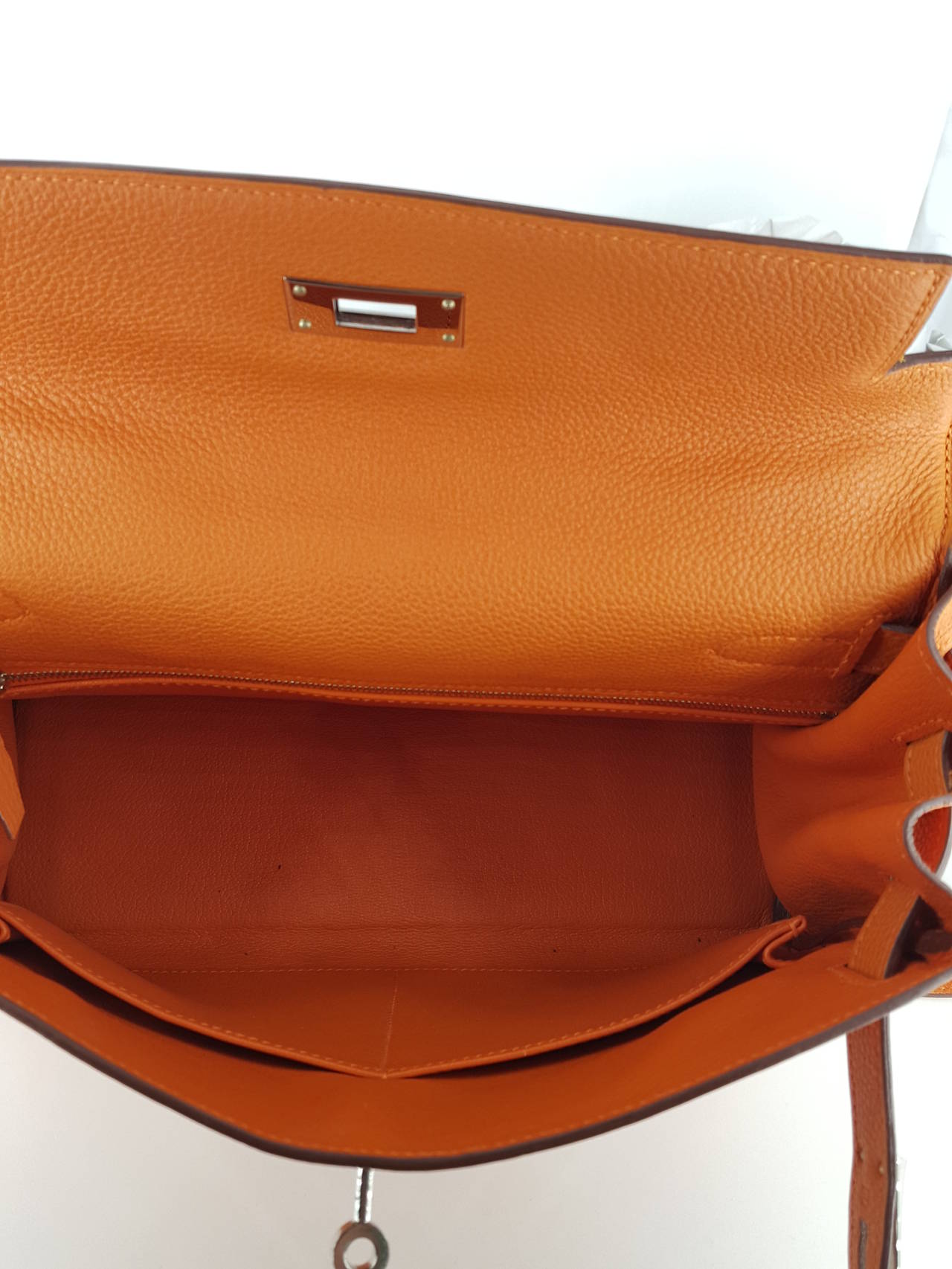 Hermes Kelly bag 28 CM In Orange Togo With Silver Hardware. For Sale 2
