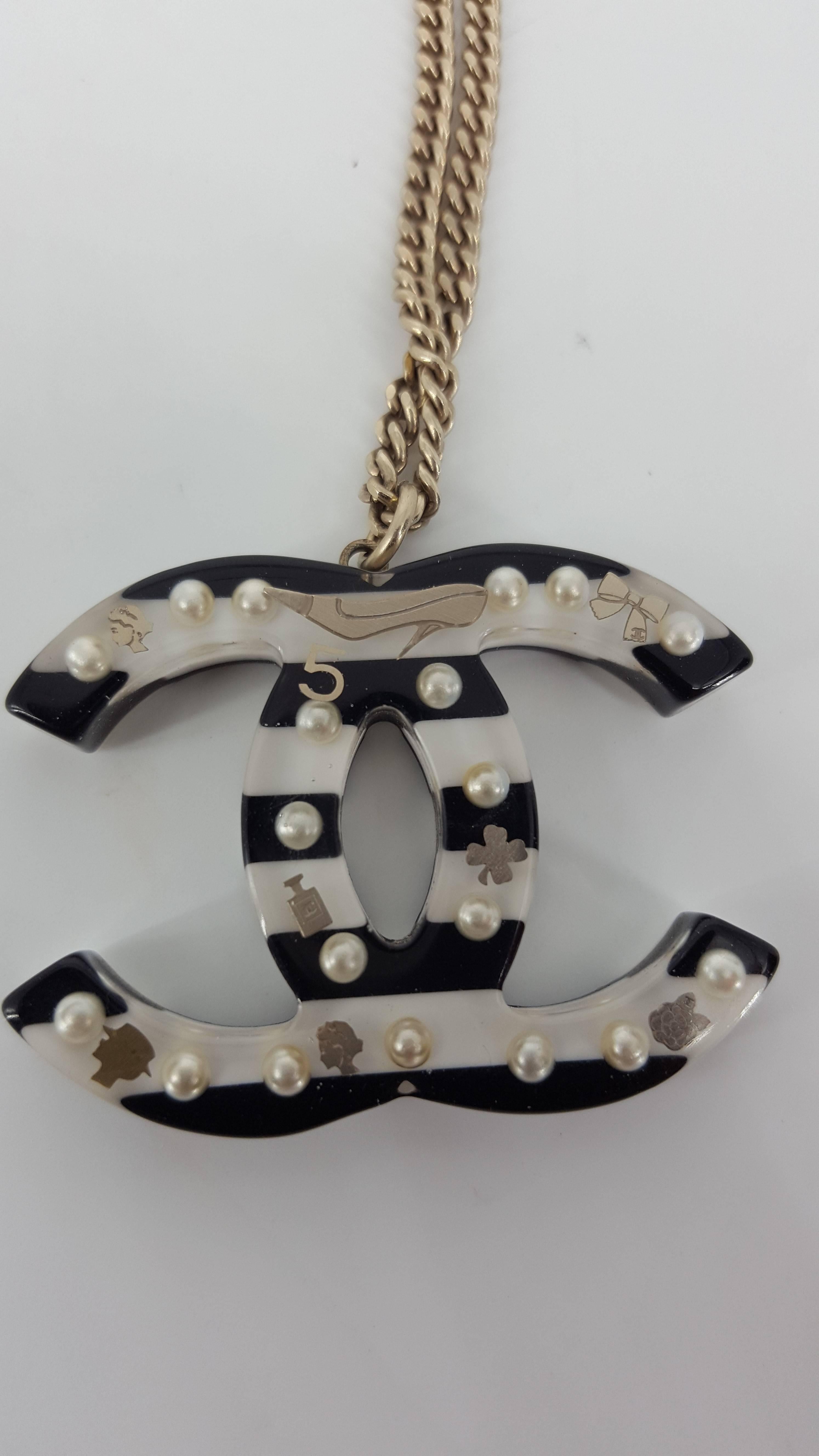 2006 gold necklace