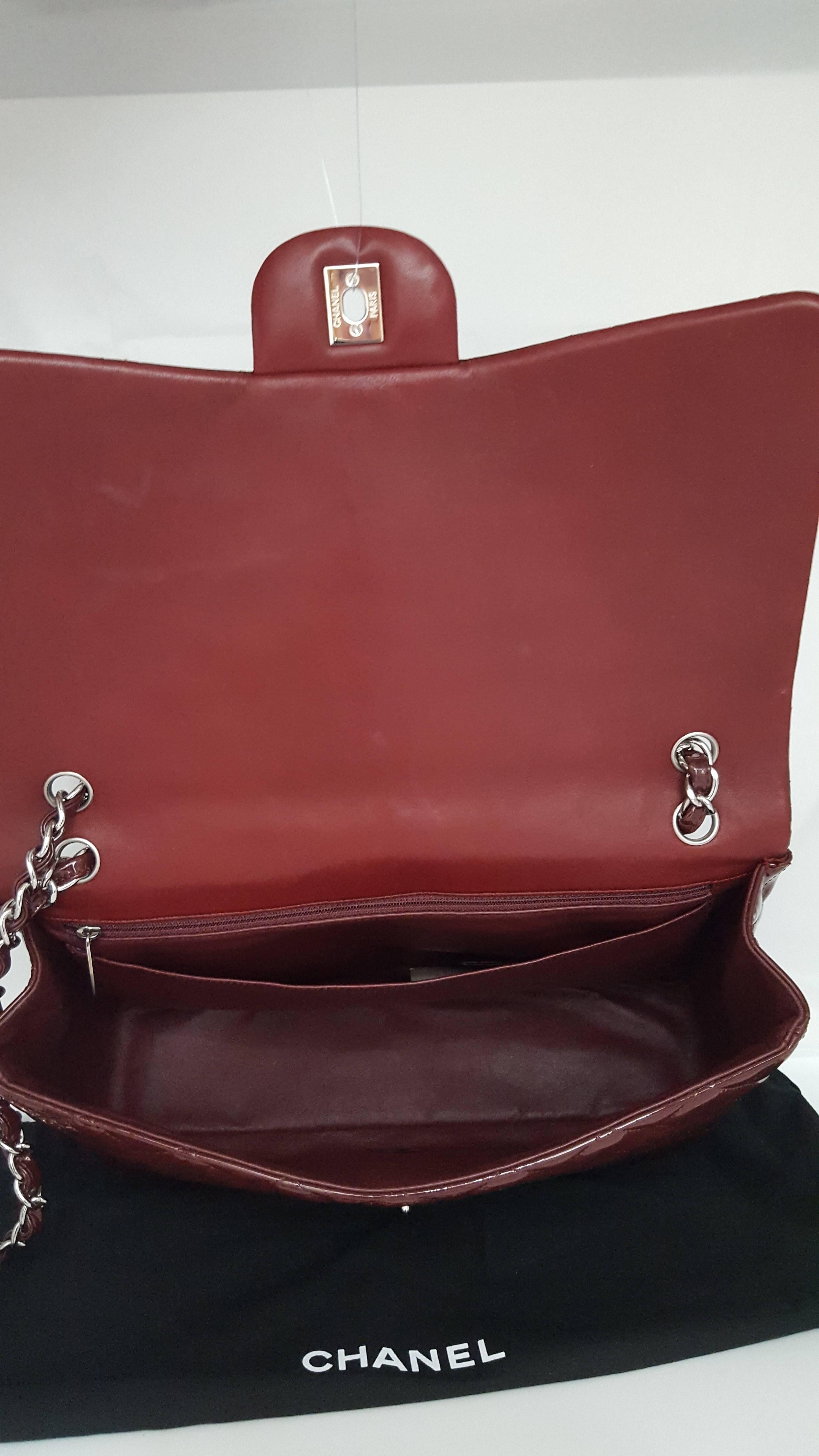 Chanel Bordeaux Patent XL Jumbo Single Flap With Silver Hardware  In Excellent Condition In Delray Beach, FL