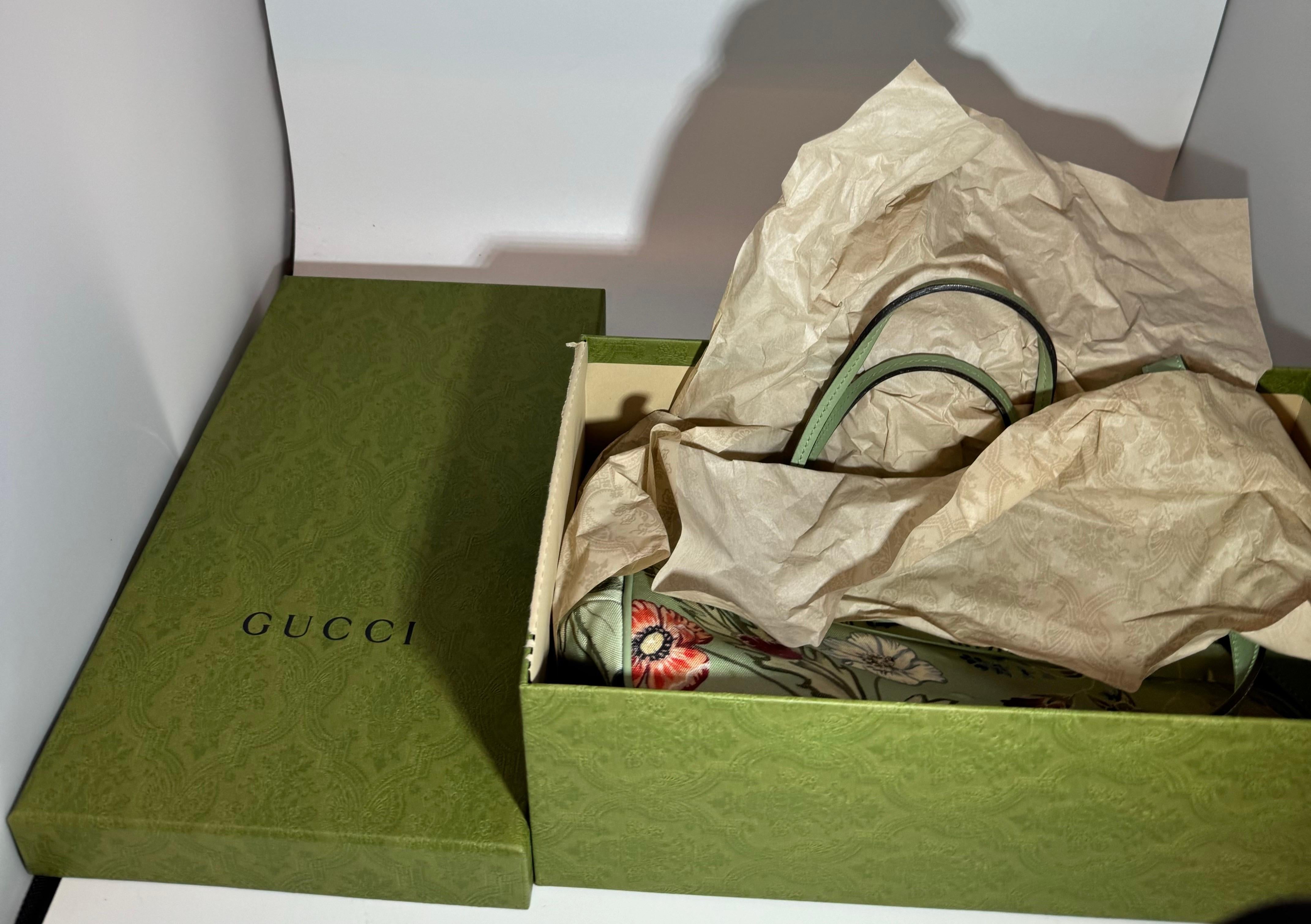 Gucci Kris Knight Flora Nylon Mint Green Orange Flower handbag + Shoulder Strap 15