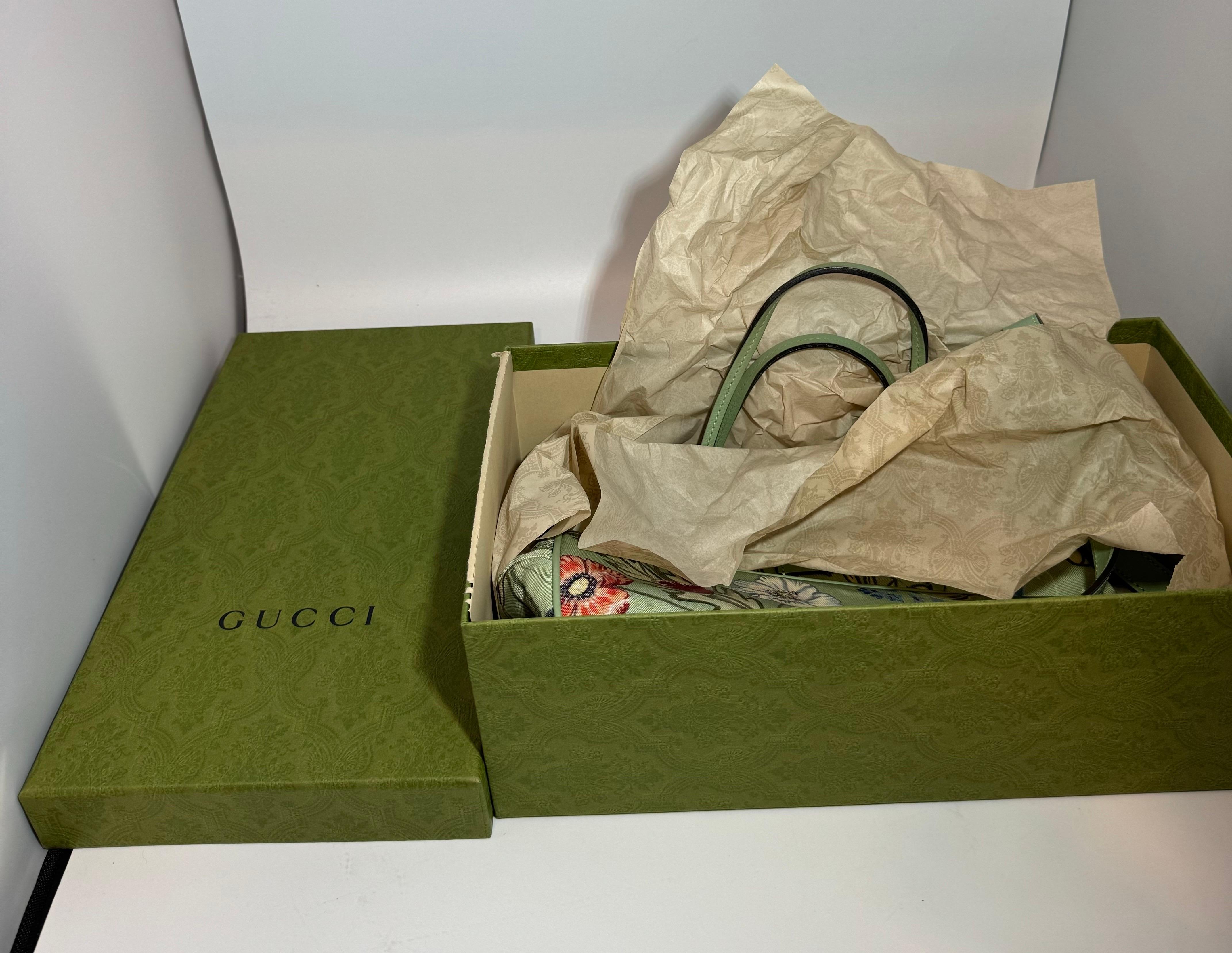 Gucci Kris Knight Flora Nylon Mint Green Orange Flower handbag + Shoulder Strap 2