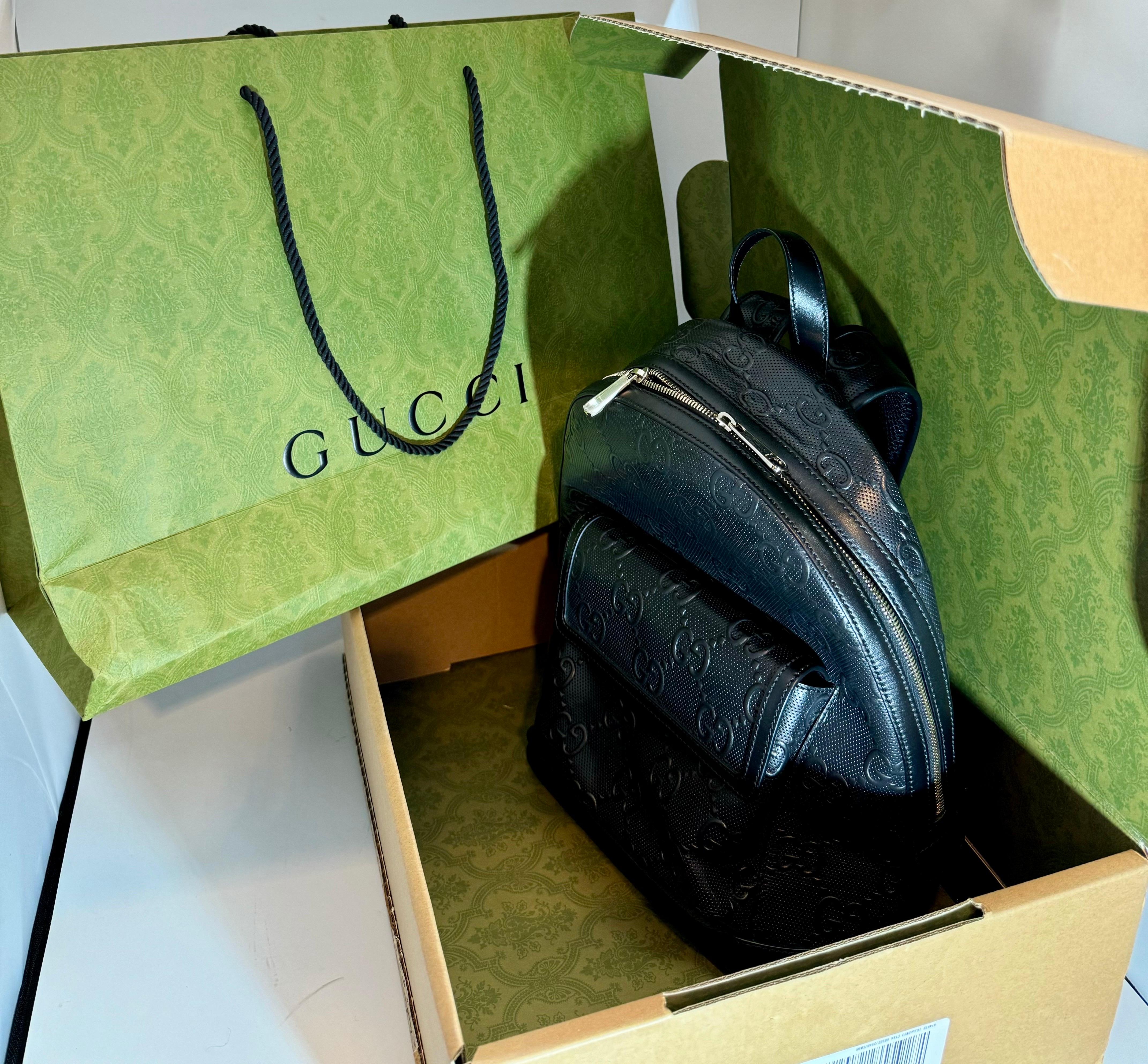 Gucci Vintage Black  GUCCI GG Embossed  Monogram Small  Day Back Pack Black For Sale 10