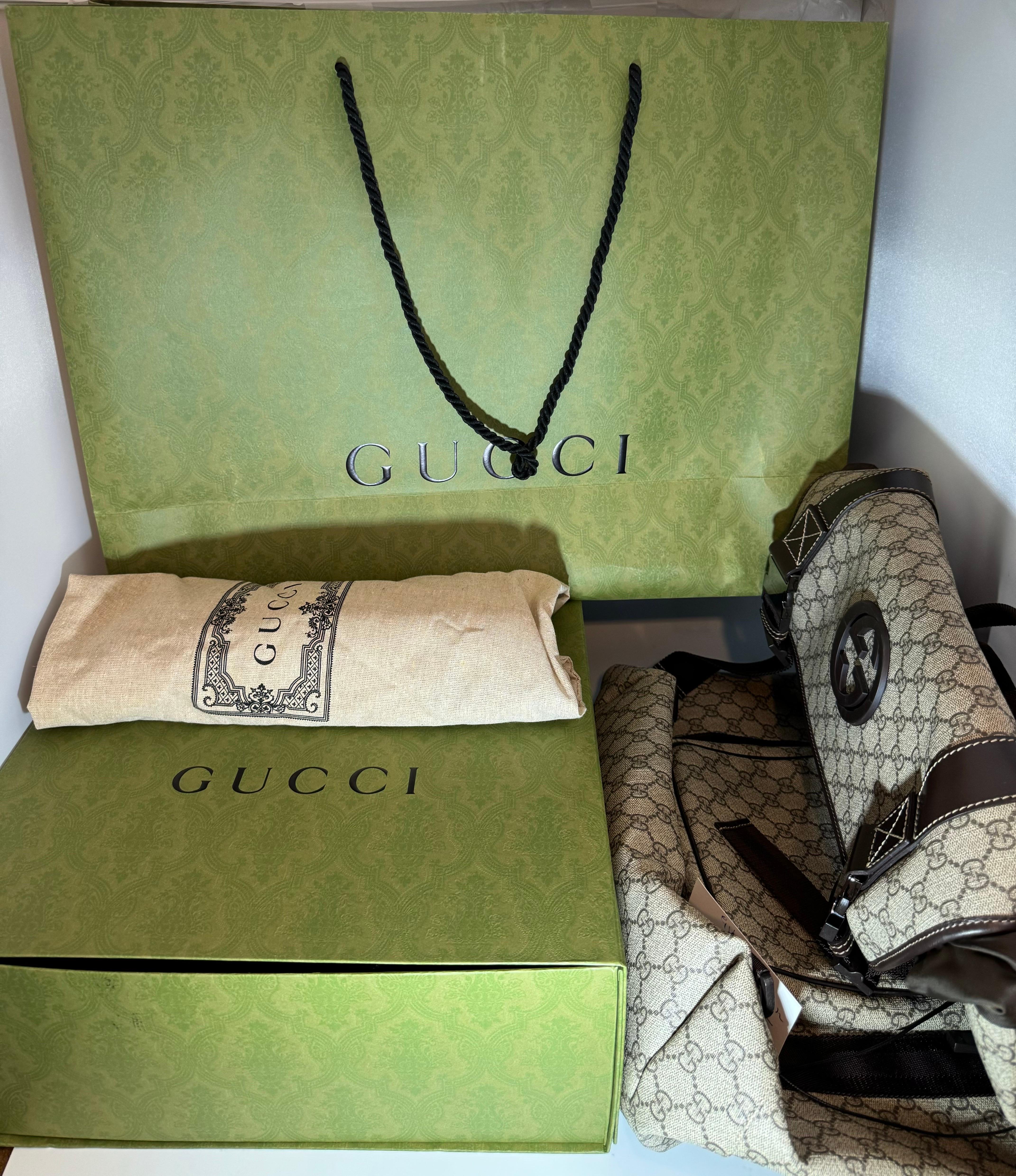 Authentic Gucci Silver GG Coated Canvas Interlocking G Supreme Large Backpack For Sale 13