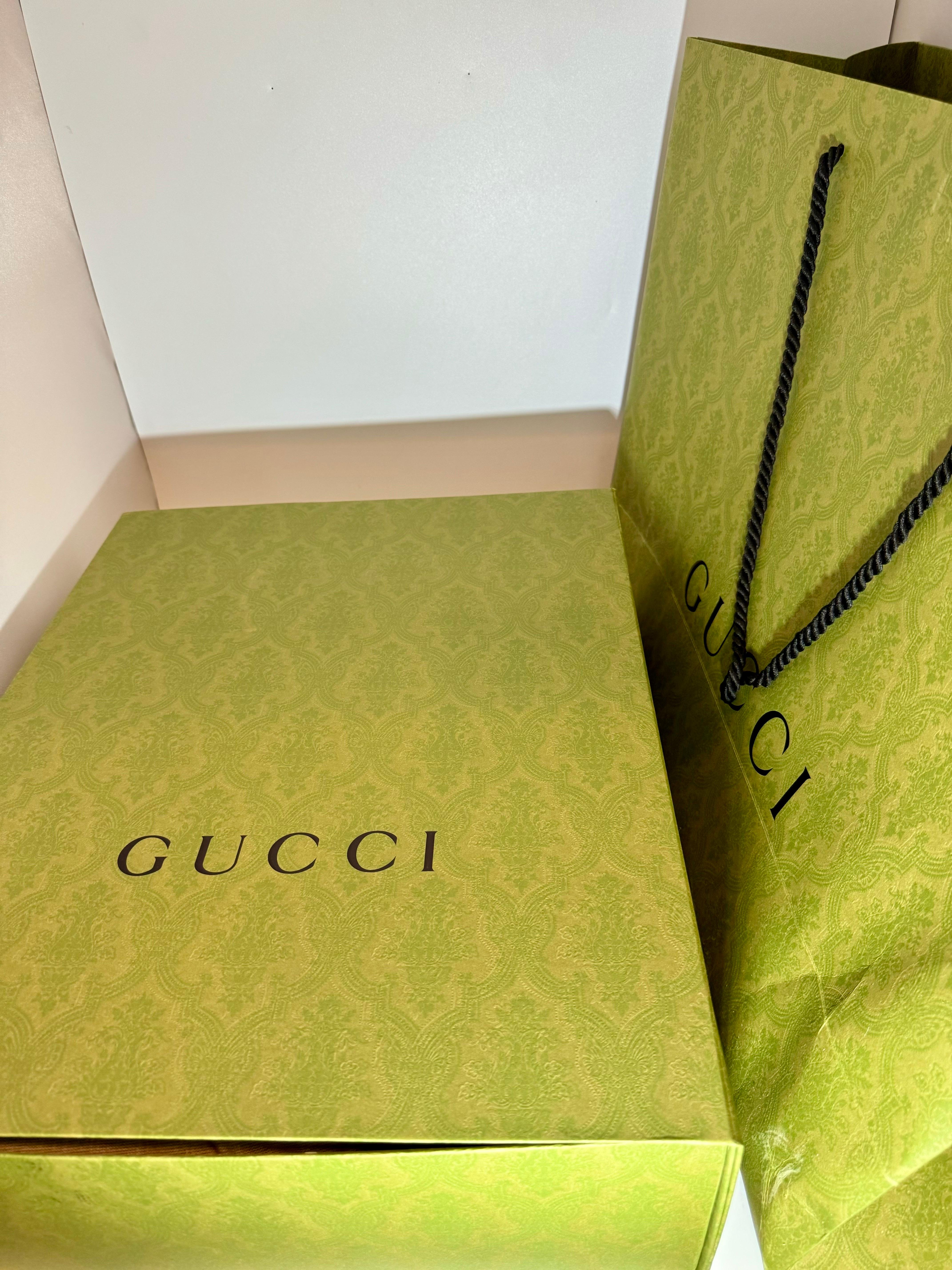 Authentic Gucci Silver GG Coated Canvas Interlocking G Supreme Large Backpack For Sale 14