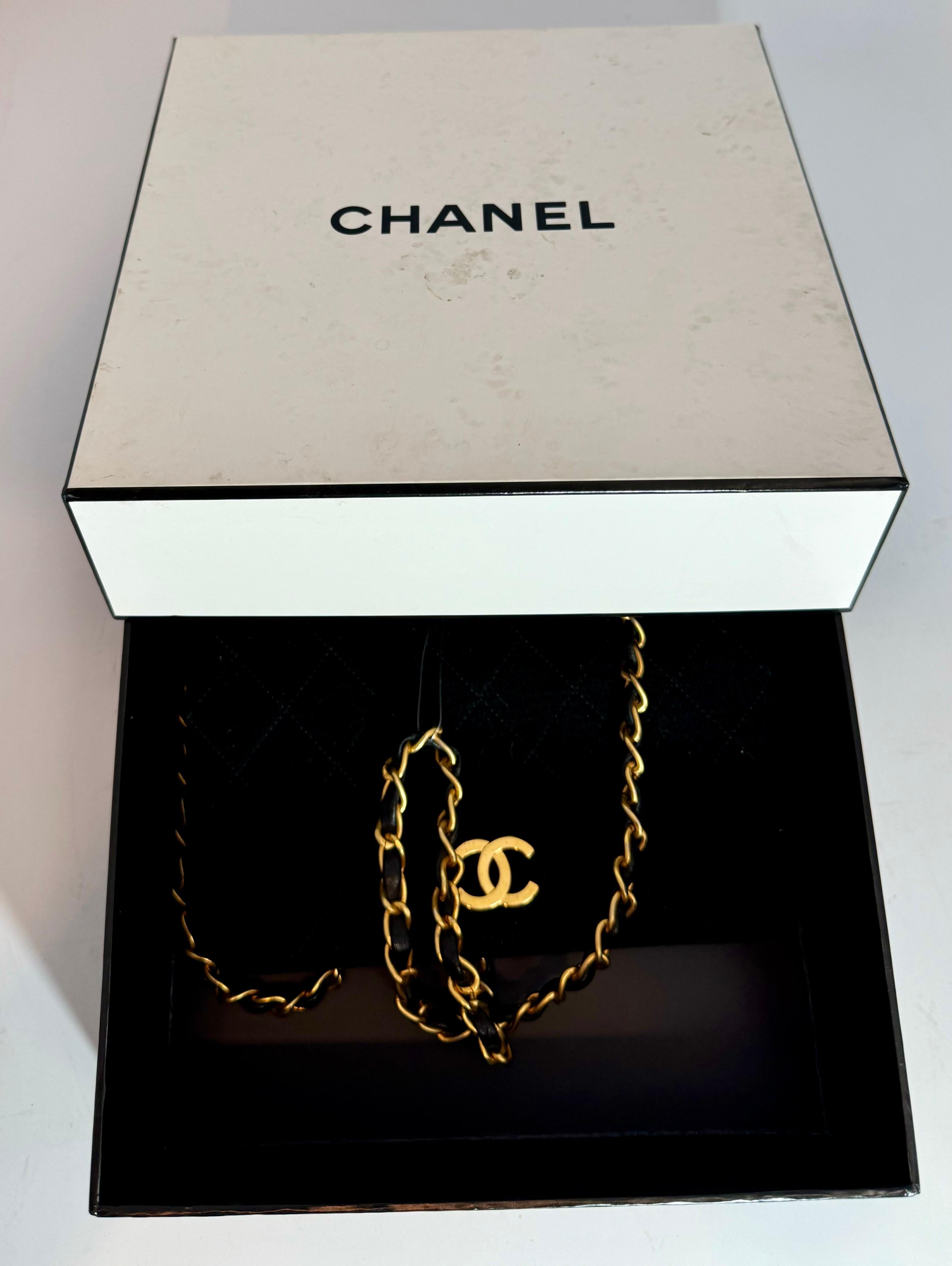 Chanel Quilted Black Fabric Small Bag with Chain Tote, Golden Hardware For Sale 10