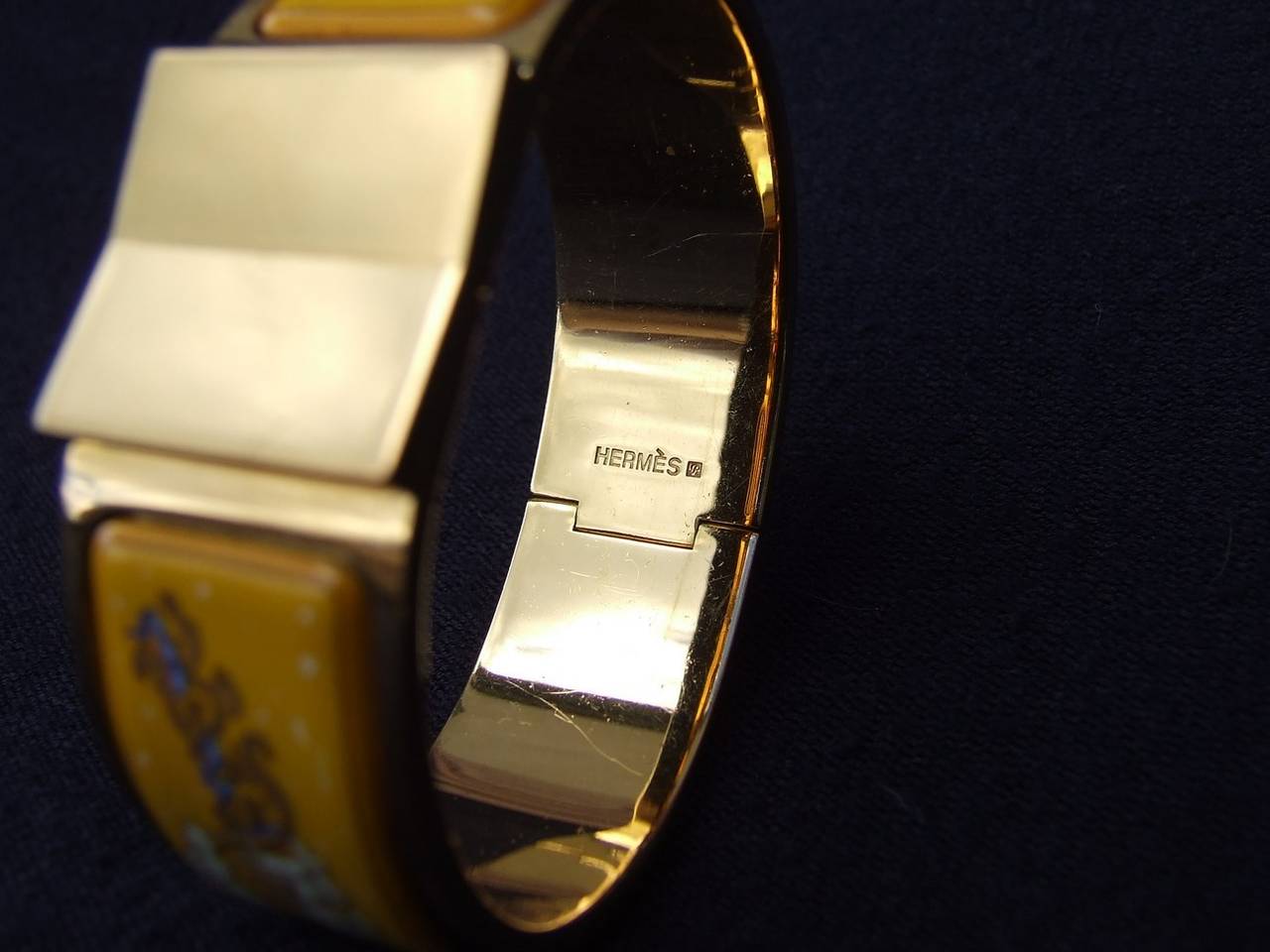 Authentic Hermes Clic Clac Enamel Bracelet Cosmos PM 60 3
