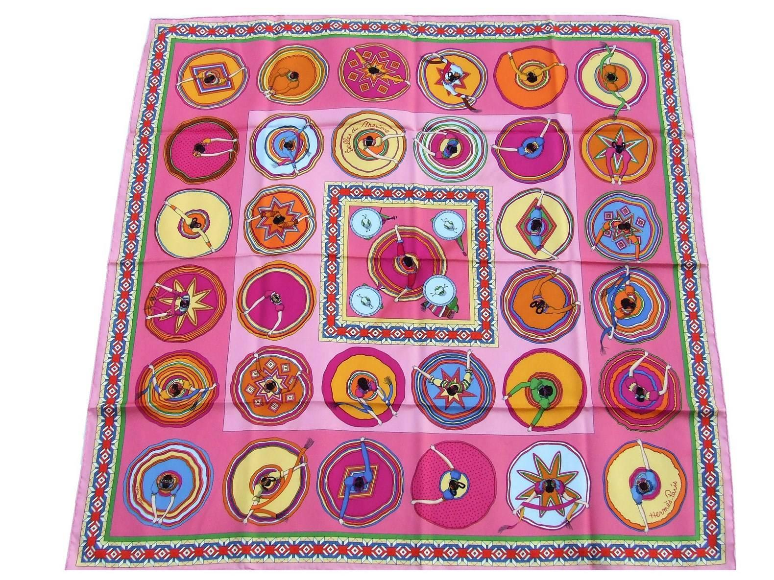 BEAUTIFUL AUTHENTIC HERMES SCARF

Pattern: 