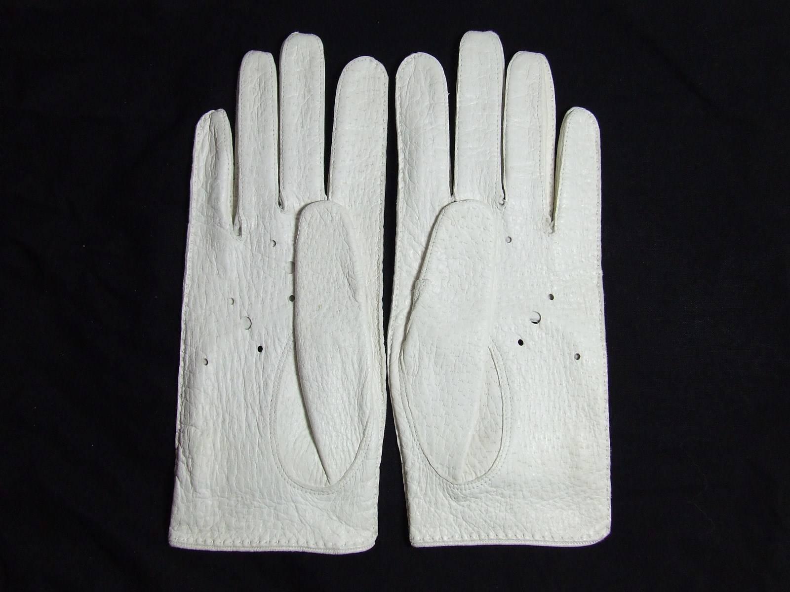 Rare and Beautiful Hermes Gloves White Lambskin Size 7 4