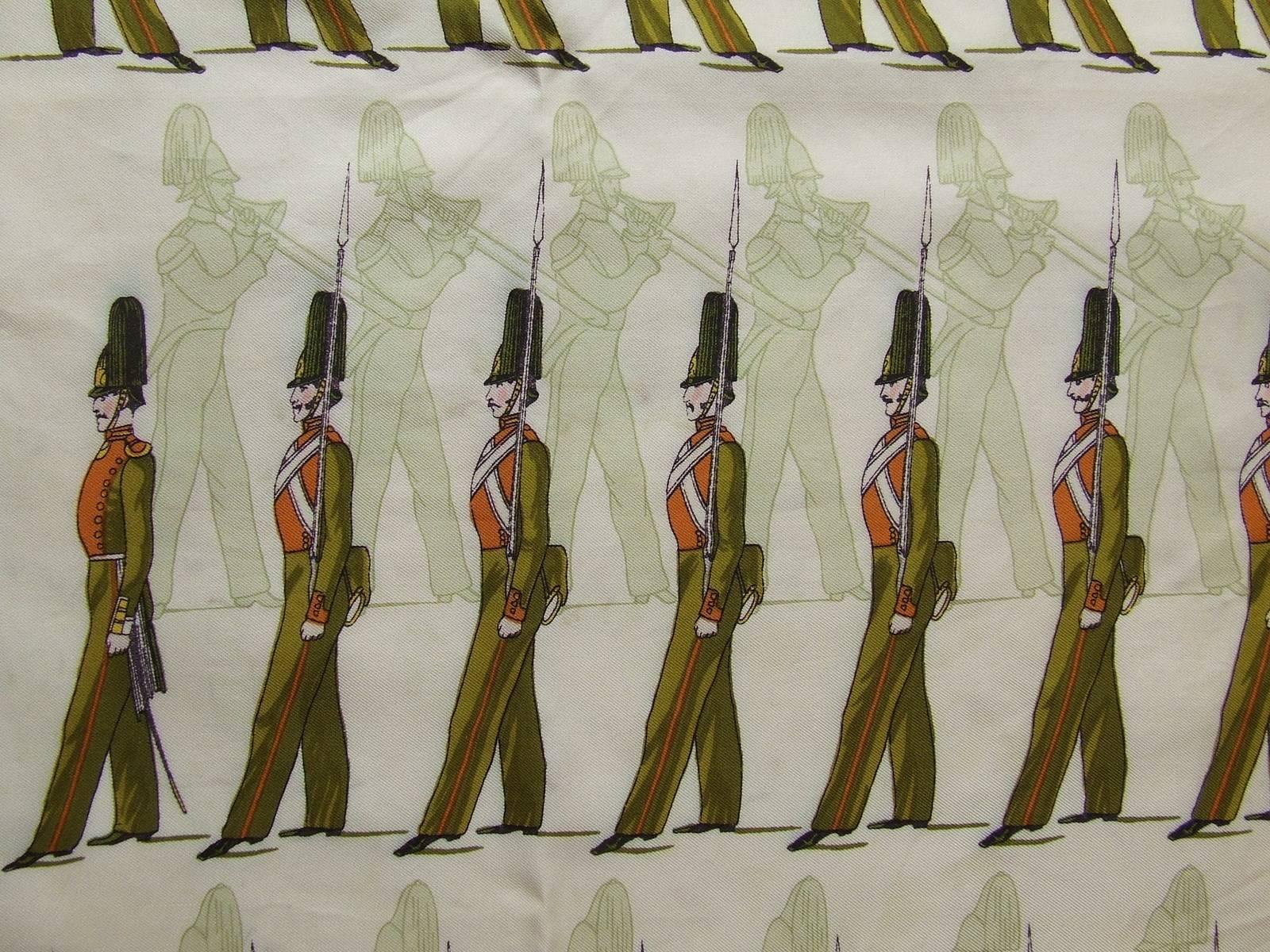 Hermes Collectible Vintage Silk Scarf La Parade Heron 50 years old 90 cm 1