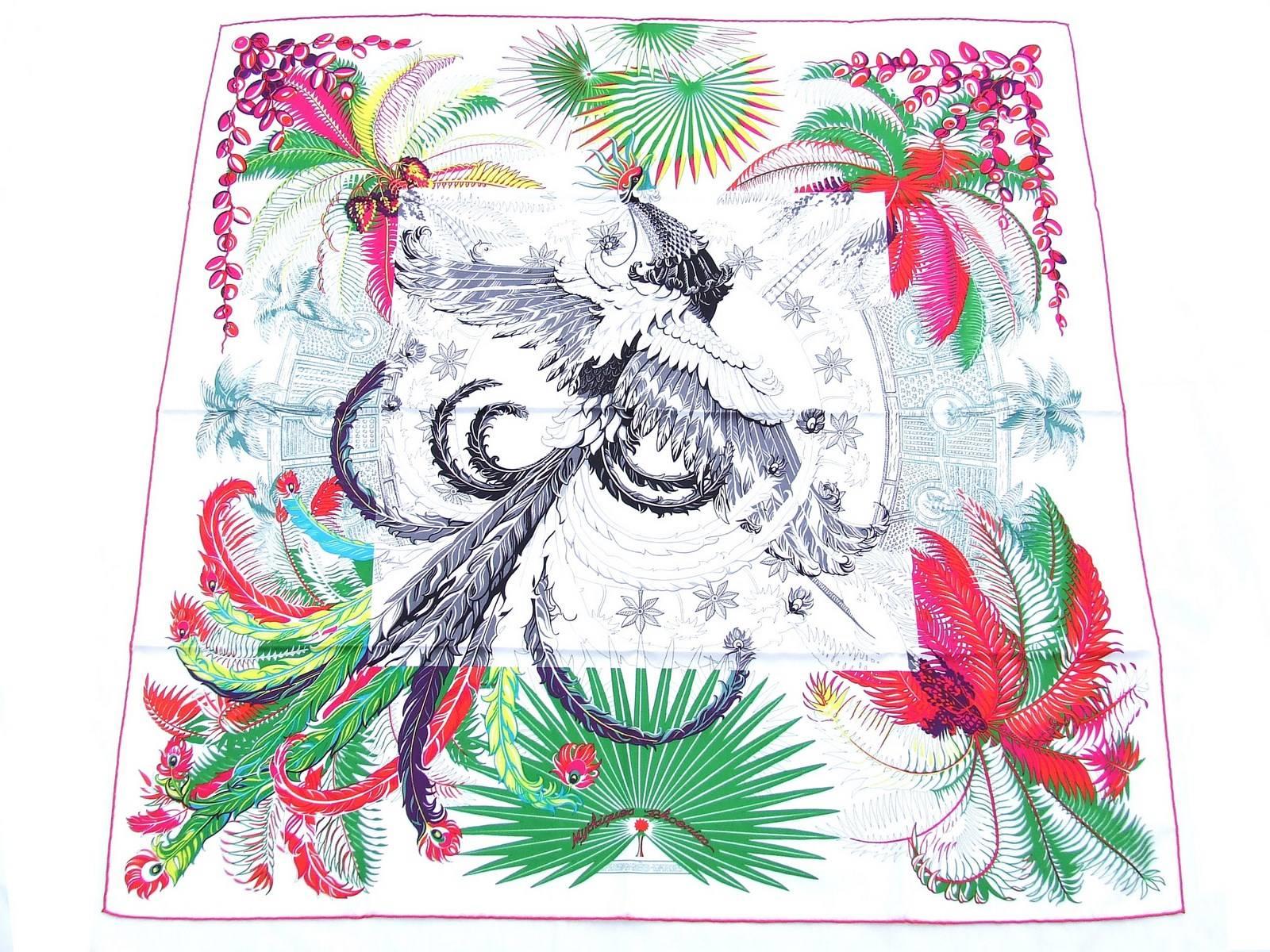BEAUTIFUL AUTHENTIC HERMES SCARF

Pattern: 