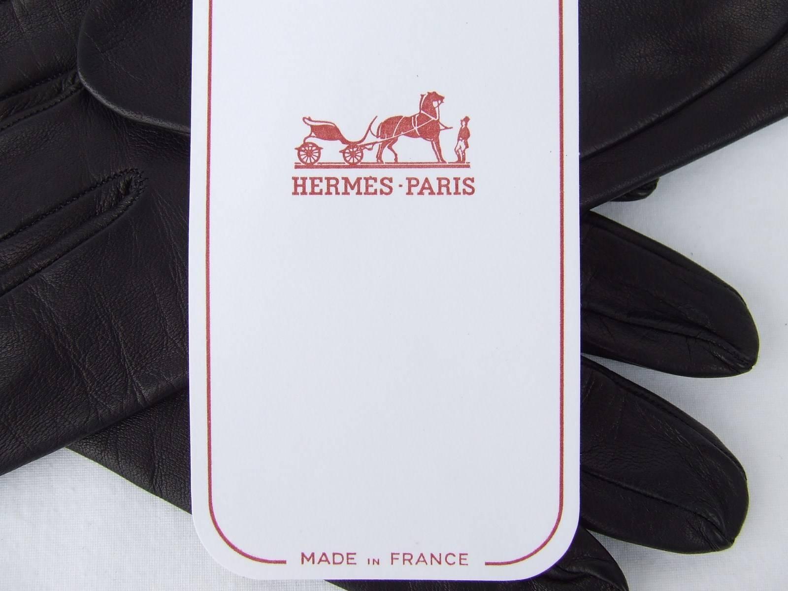 Hermes Women Gloves in Black Leather Size 8  6