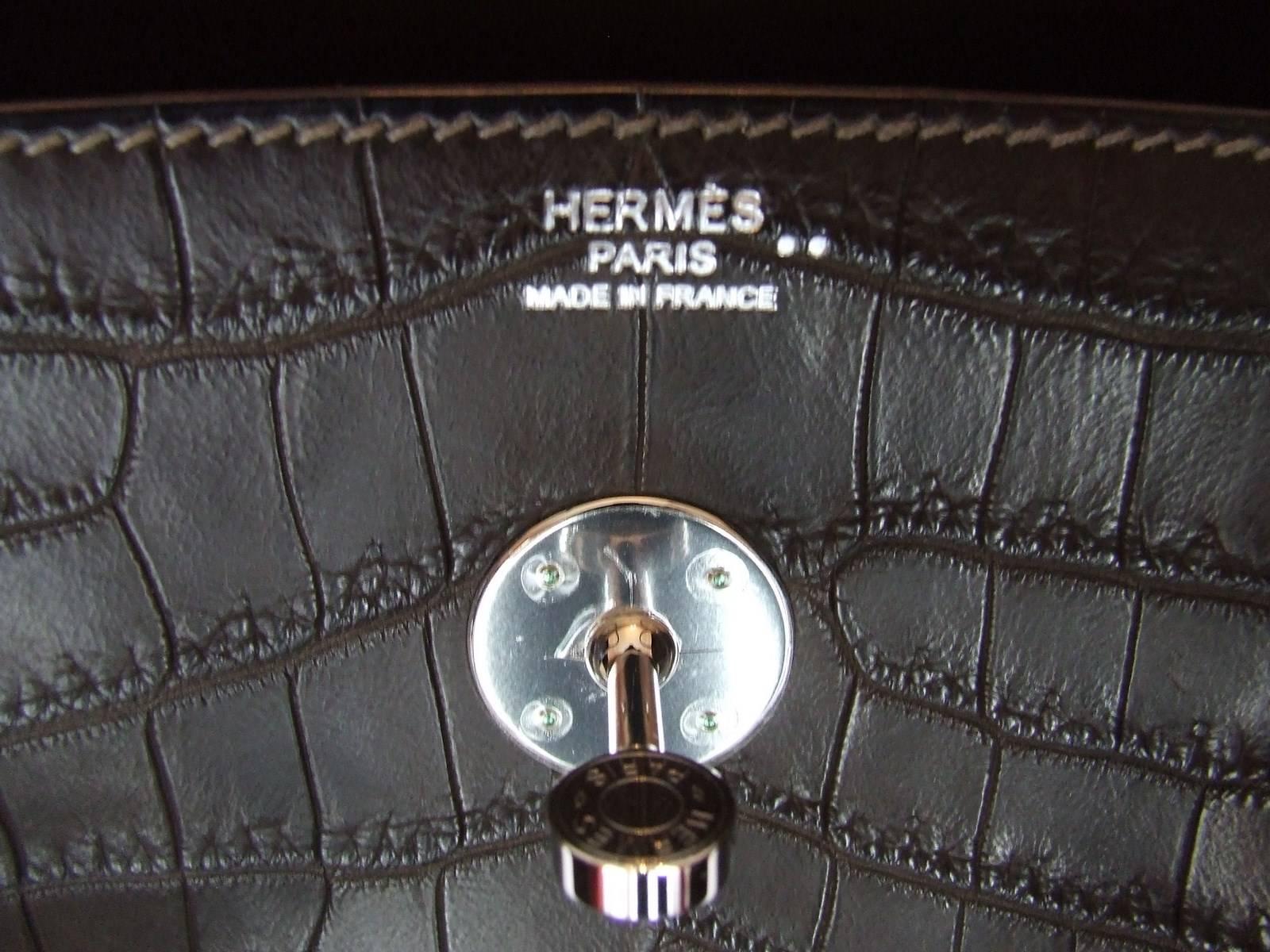 Women's Exceptionnal Hermes Lindy Handbag Brown Matte Crocodile Niloticus PHW 30 cm