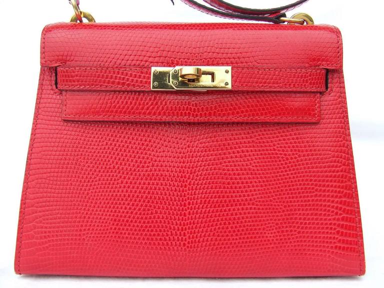 Exceptional Hermès Vintage Mini Kelly Sellier Bag Shiny Red Lizard Gold Hdw  20cm