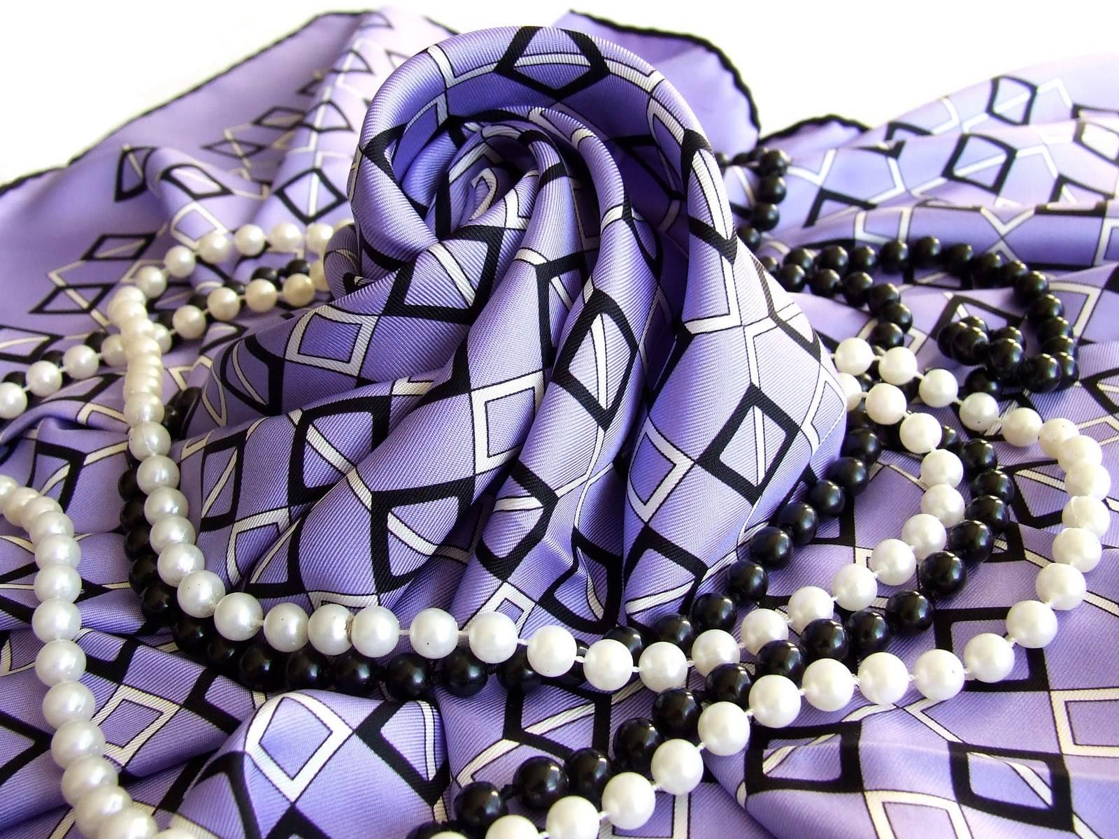 Herems Silk Scarf Geometric Patterns Purple White Black 67 cm 3