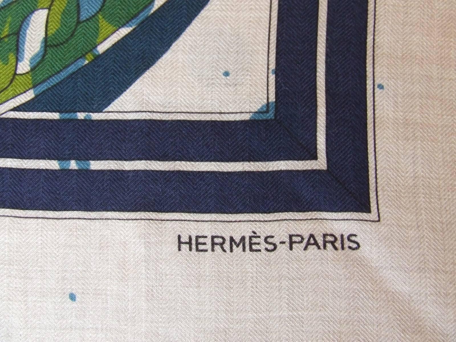 Gorgeous Hermes Scarf Shawl Imprimeur Fou Cashmere Silk Fringed 140 cm  3