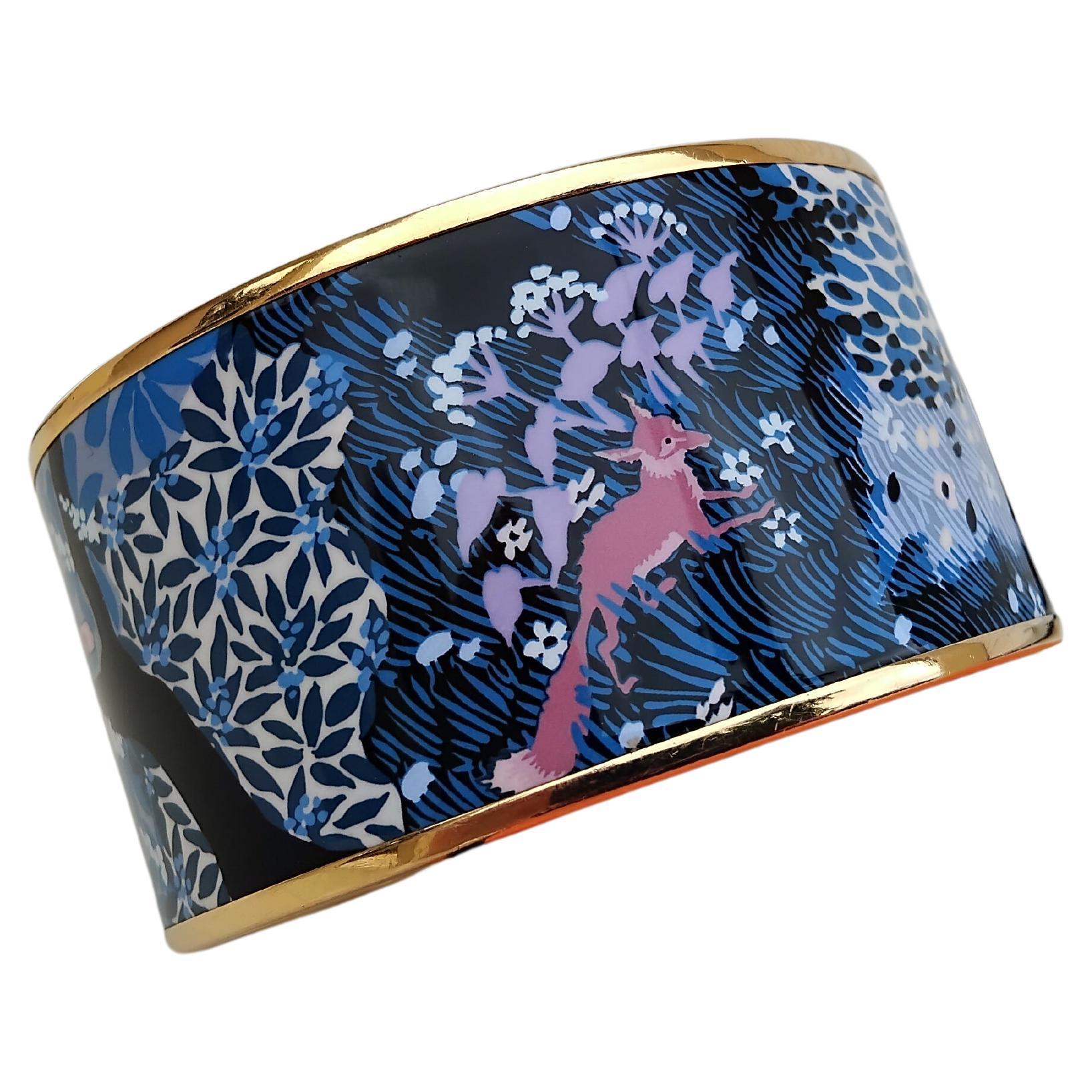 Gorgeous Authentic Hermès Bracelet

A rare opportunity to get this GRAIL Hermès Bracelet !

Print: 