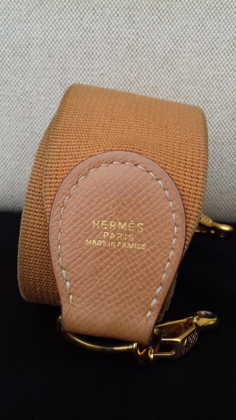 Hermès Kelly Bag Sellier Bi Matiere Toile Canvas Beige Leather Ghw 28 cm  Strap at 1stDibs
