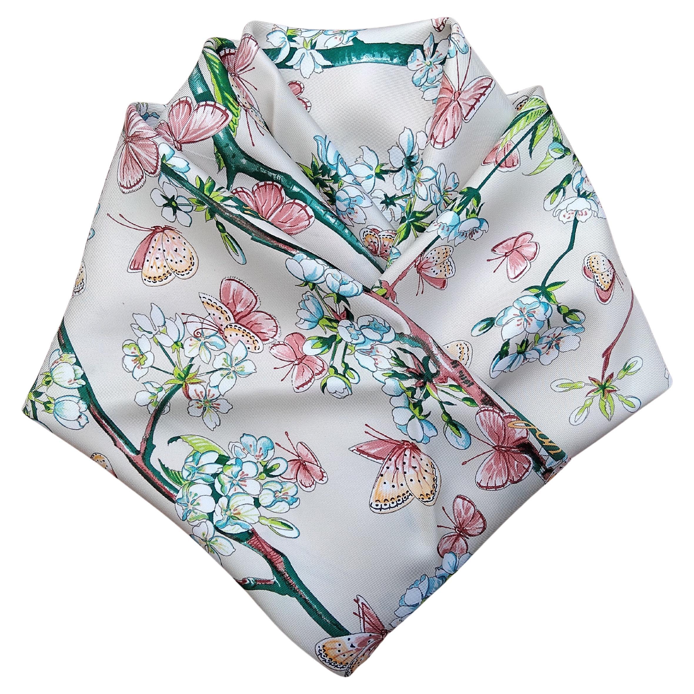 Hermès Silk Scarf Vol Amoureux des Azurés Butterflies Soft Pink 90 cm