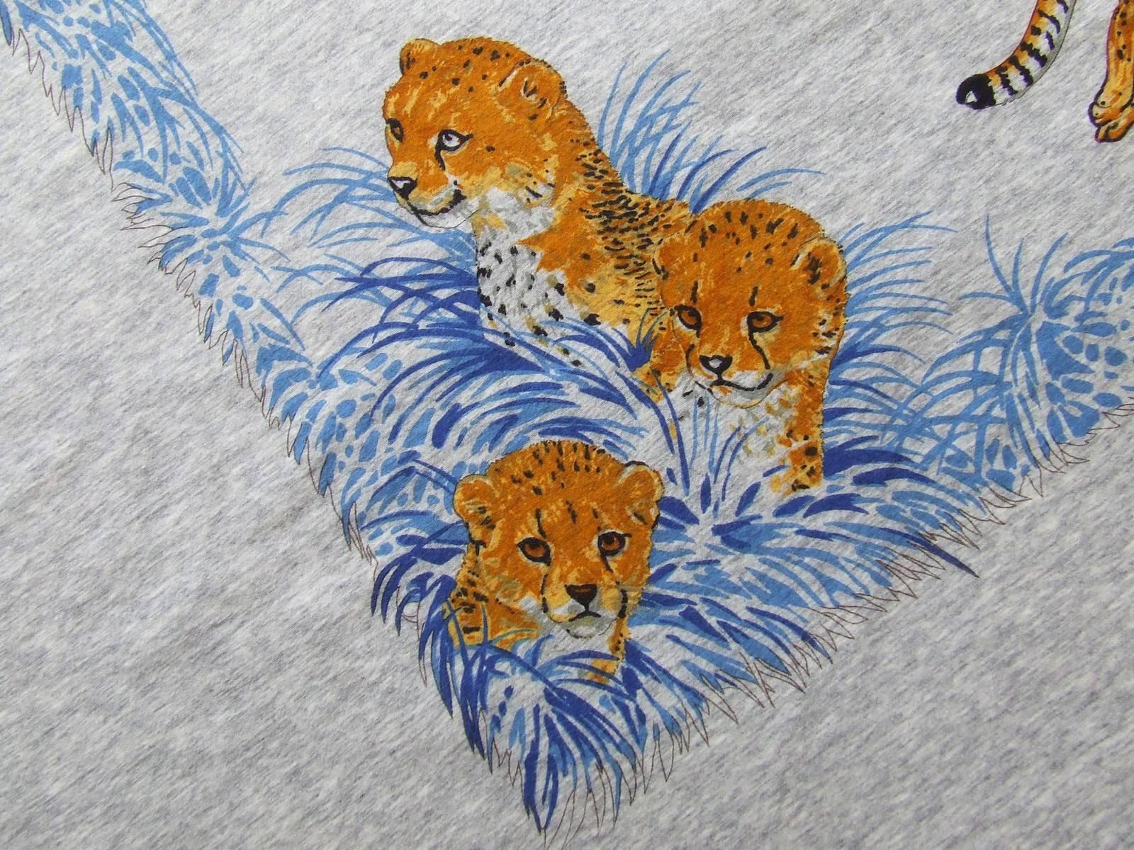 Rare Hermes Cotton Scarf Shawl T-Shirt Guepards Cheetahs Grey 110 cm 1