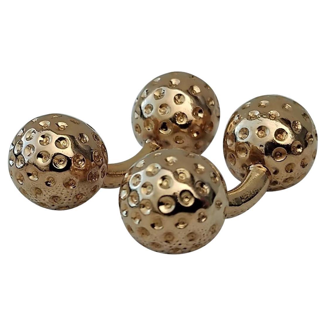 When should a man wear cufflinks?