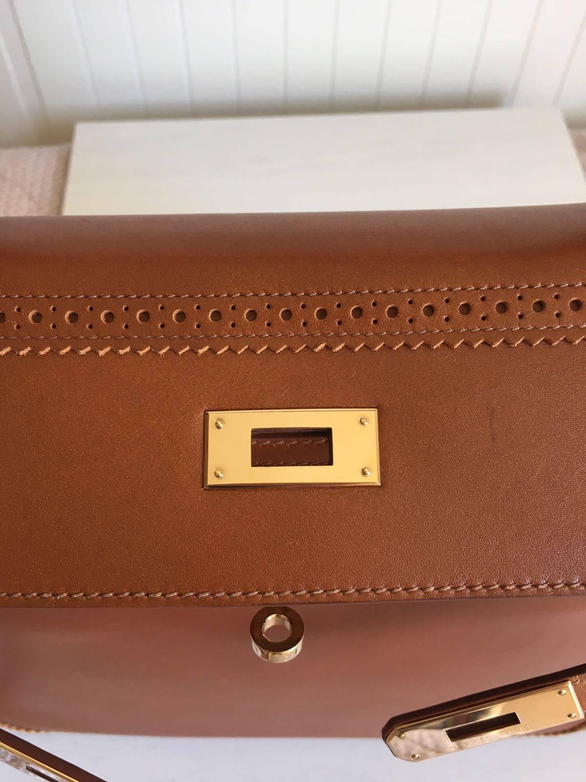 Rare Hermes Kelly Ghillies Bag Fauve Tadelakt Permabrass Hdw 32 cm 1