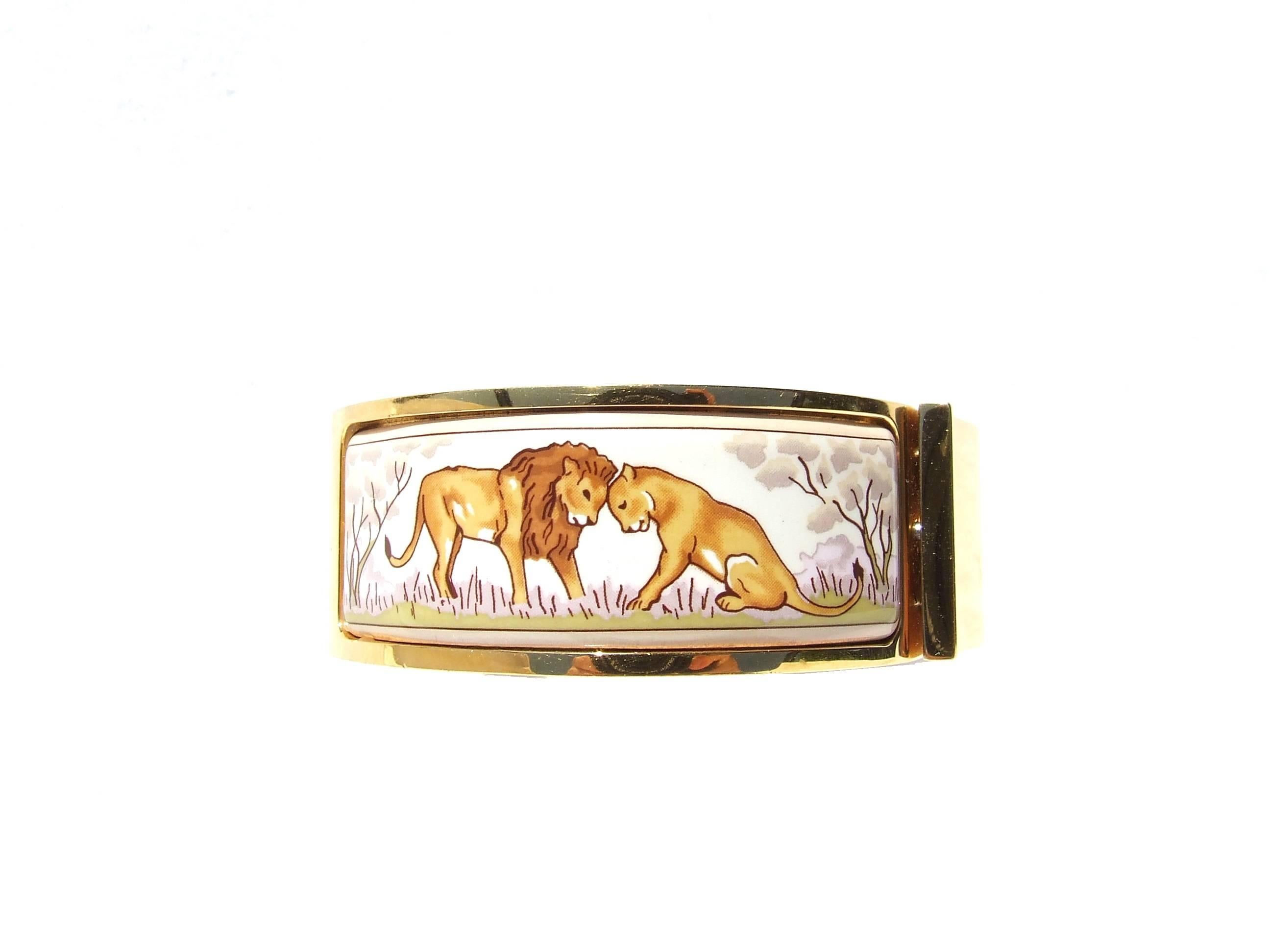 Hermes Enamel Printed Clic Clac Bracelet Lion and Lioness in savanna GHW 6cm 1