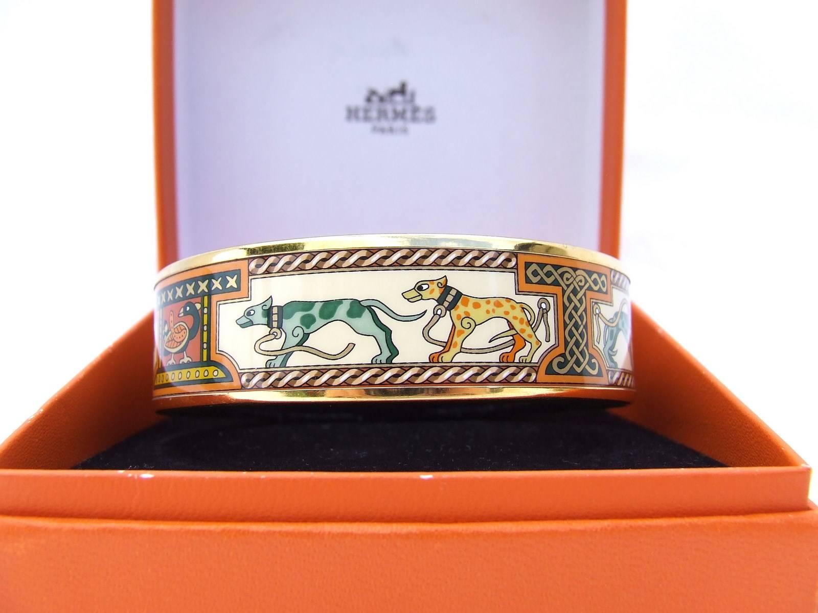 Women's Hermes Printed Enamel Bracelet Greyhound Dogs Levriers GHW Size 70