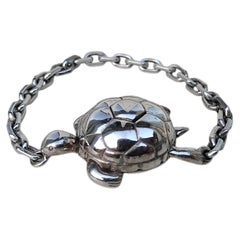 Llavero o amuleto excepcional Hermès Secret Mechansim Tortuga de plata