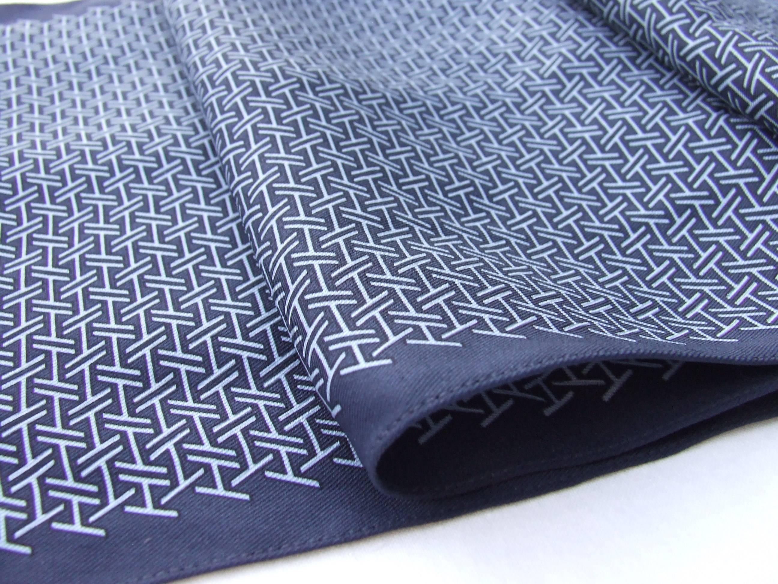 Purple HERMES Silk Scarf-Tie Cravate-Foulard H printed Men's Collection Blue White
