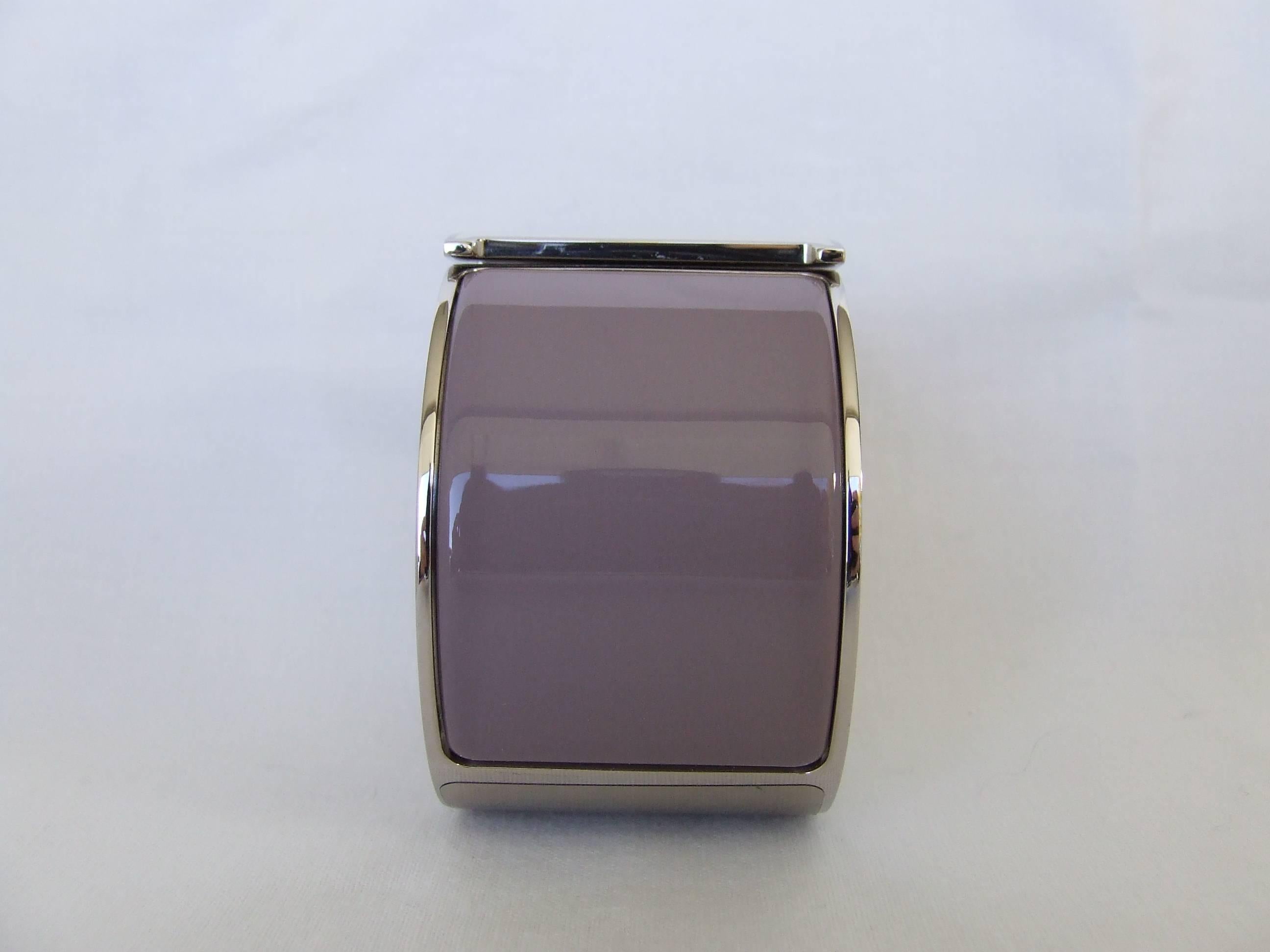 Beautiful Authentic HERMES Bracelet 

"CLIC H"

Made in France

Stamp O (2011)

Made of Enamel and Palladium Plated Hardware (Silver-tone)

Colorway: Purple (I think it is 
