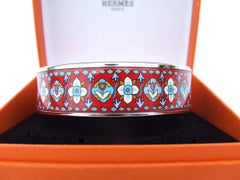 Hermès Enamel Printed Bracelet Flowers Red Blue White PHW Size 65