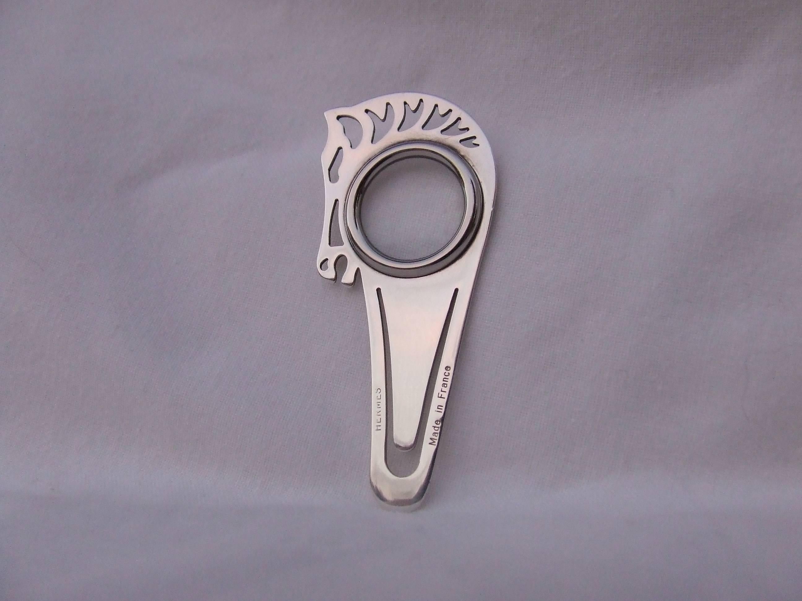 Gray Hermes 3 functions Paperclip Magnifying Glass Bookmark Horse Pattern Metal